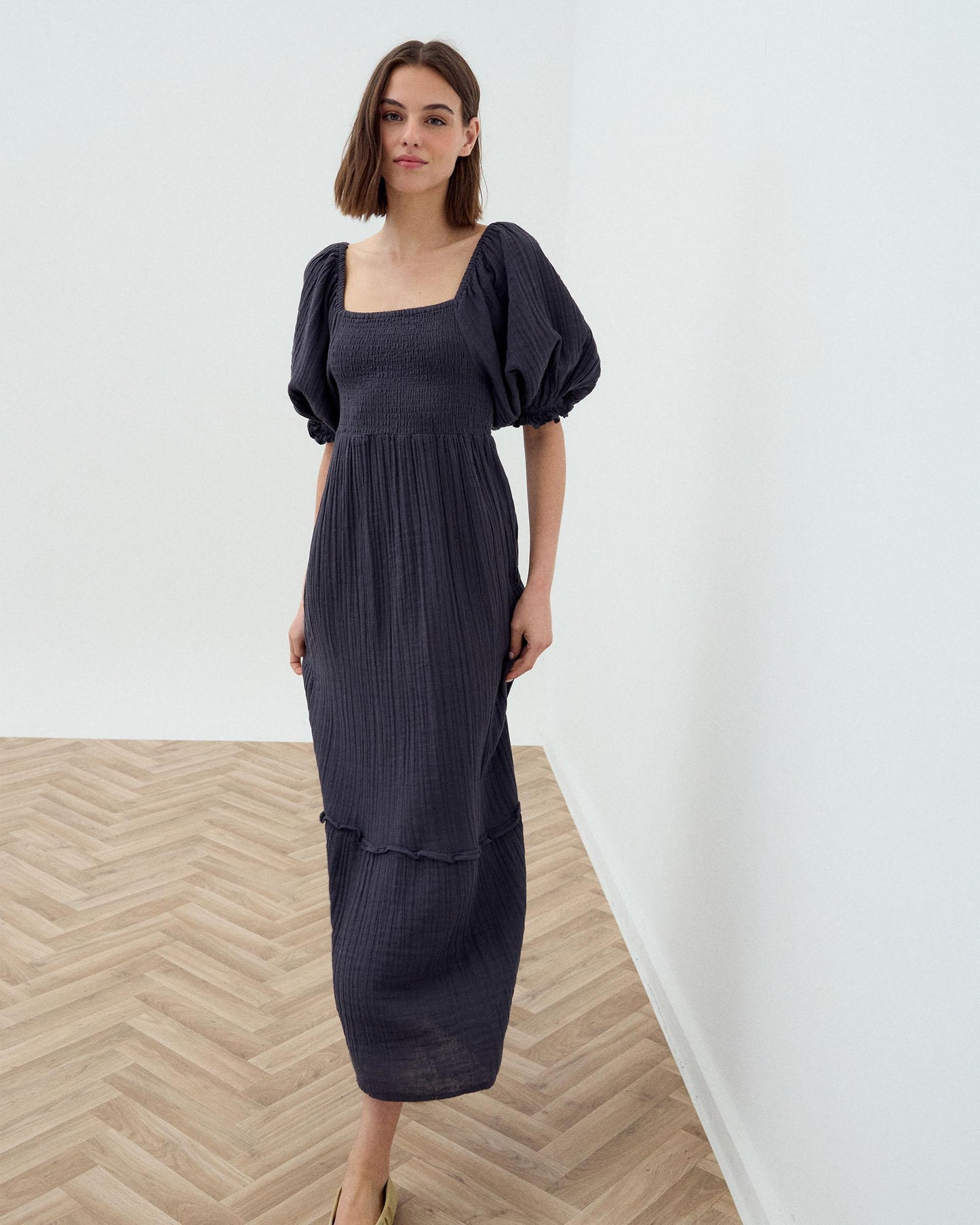 Vestido Nido De Abeja Manga Abullonada Antracita