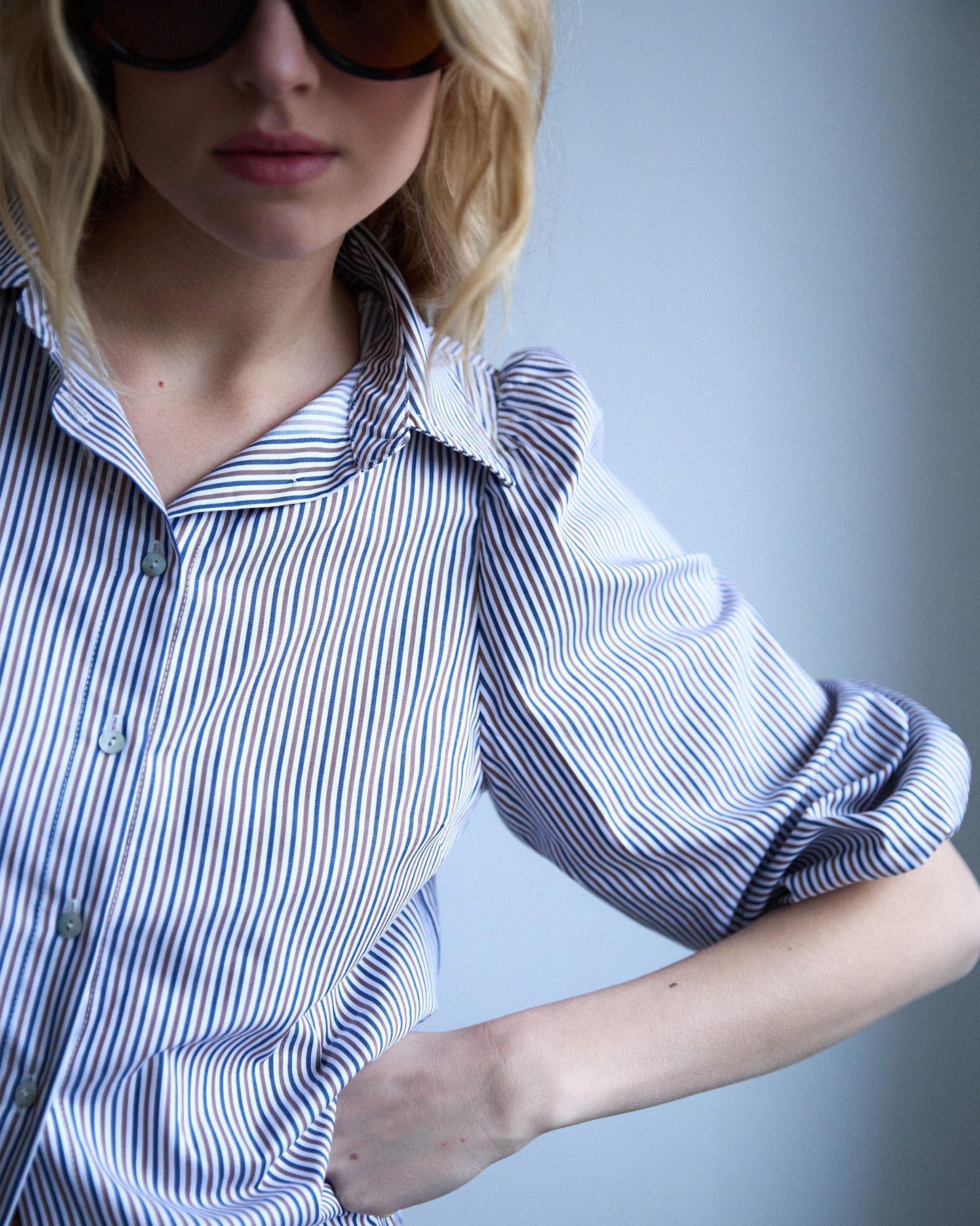 Camisa Rayas Manga Abullonada Azul Marino
