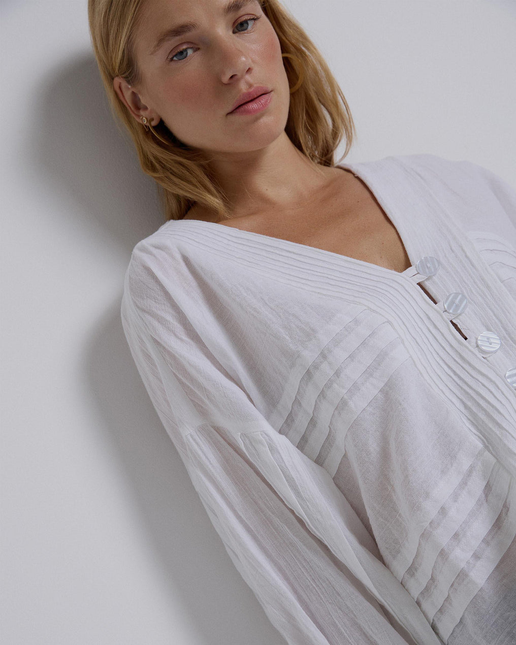 Blusa Pliegues Blanca