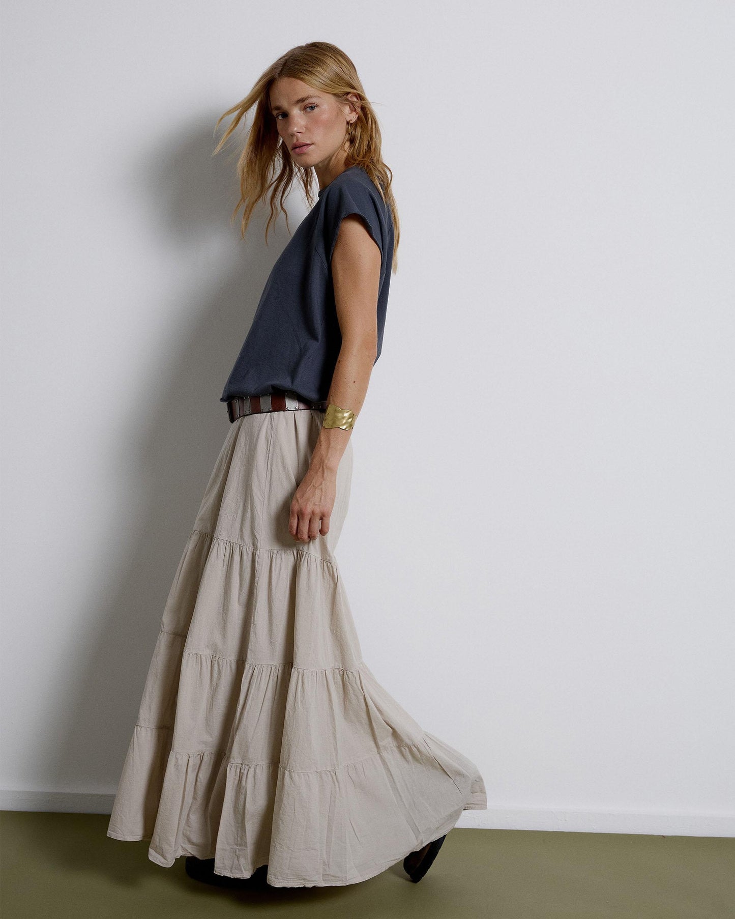 Long Skirt with Ruffles and Beige Bow