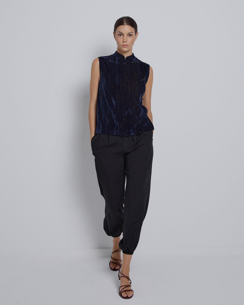 Top Japo Terciopelo Azul Oscuro