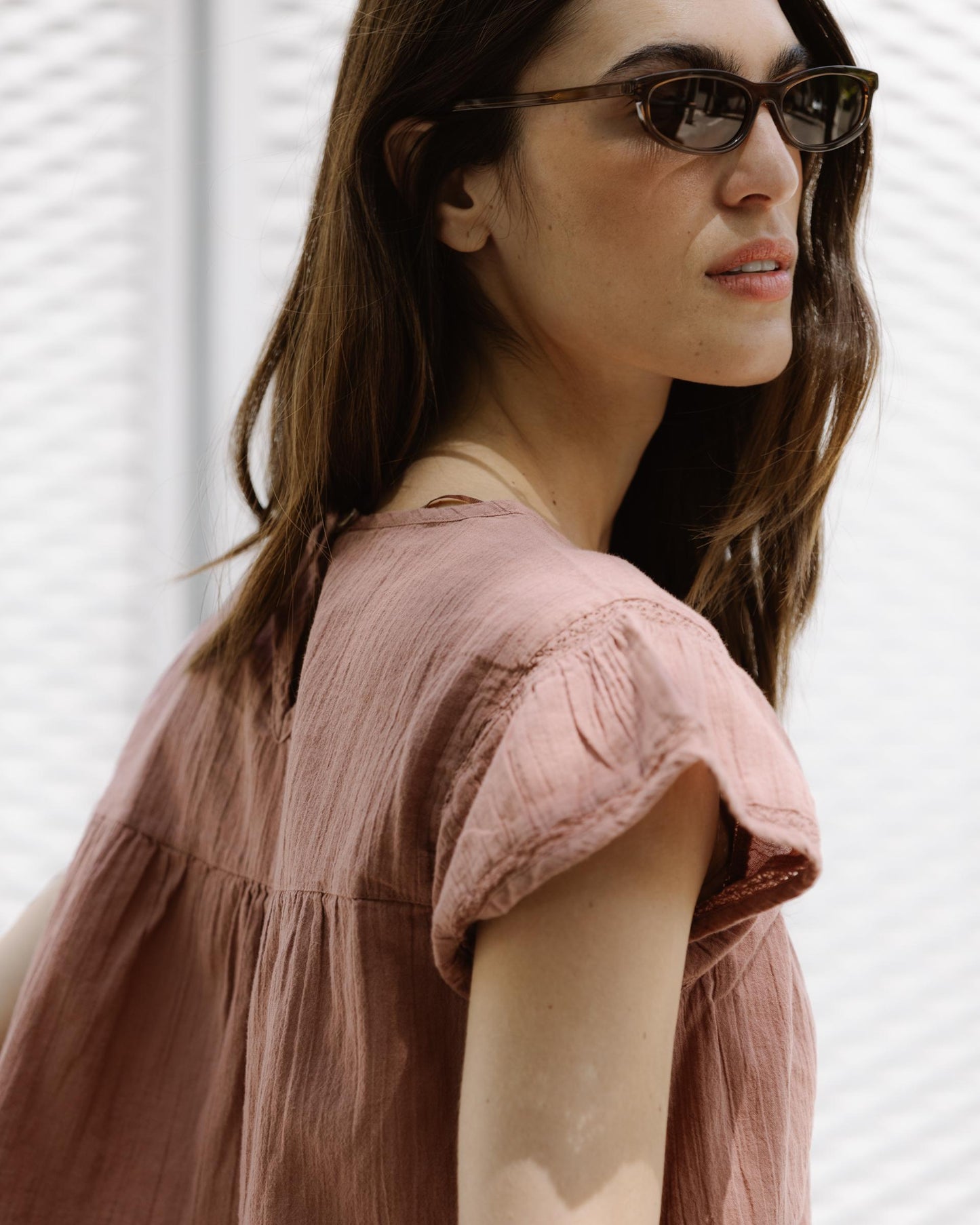 Blouse Manche Courte Dentelles Avant Rose Poudré
