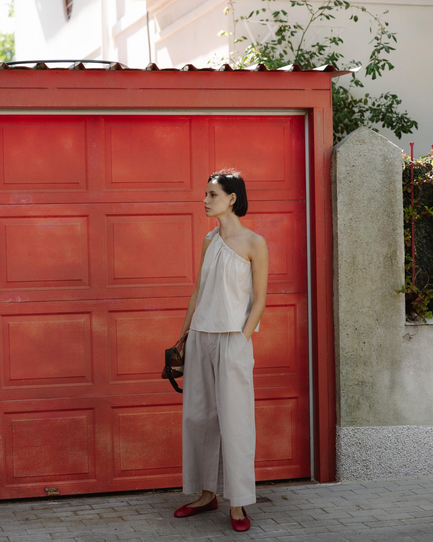 Top Asimétrico Lazada Rayas Crudo