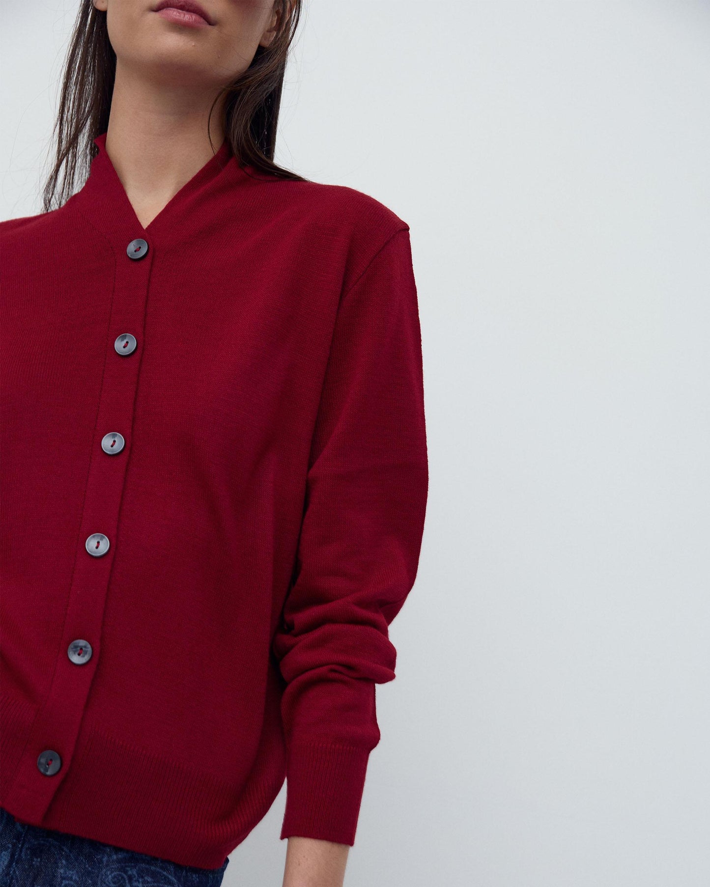 Chaqueta Punto Cuello Subido Pico Granate