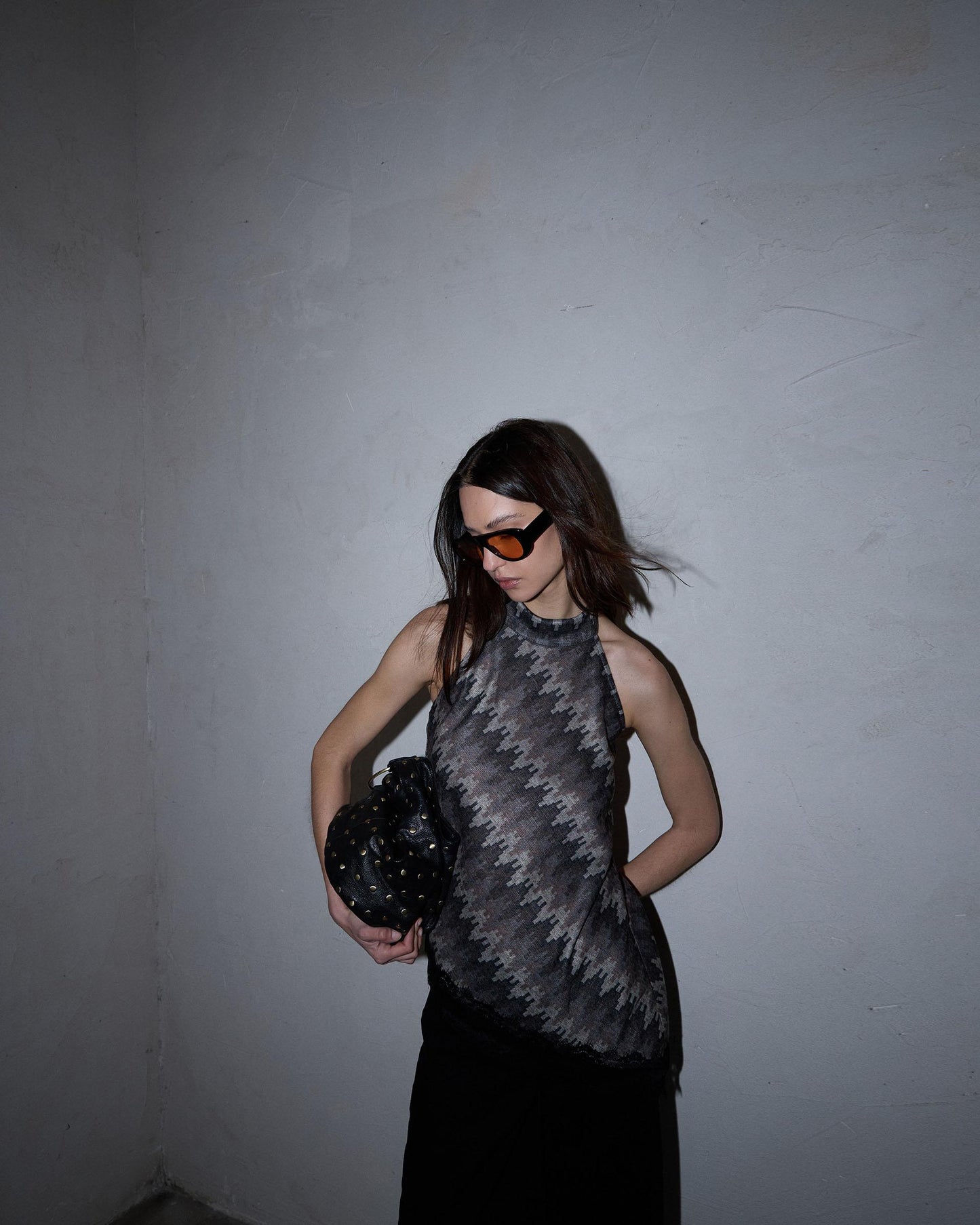 Top Zig Zag Asimétrico Gris