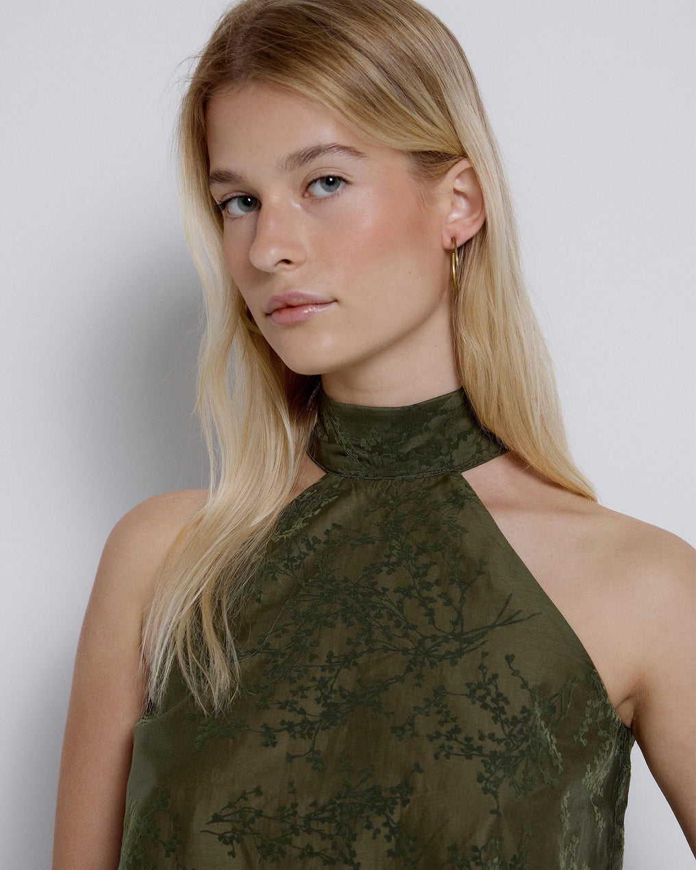 Top Halter Verde com Decote Cruzado