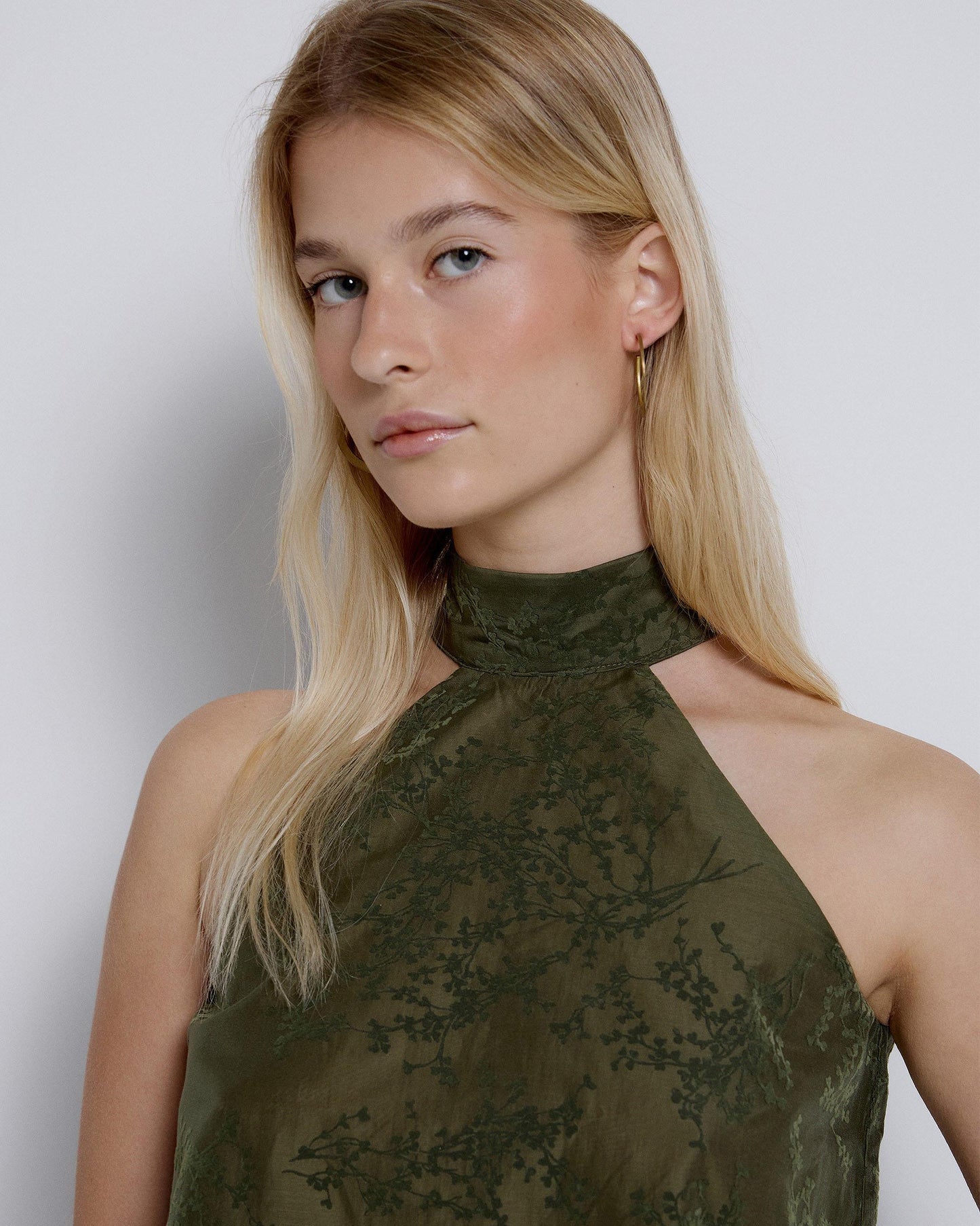 Top Halter Verde com Decote Cruzado