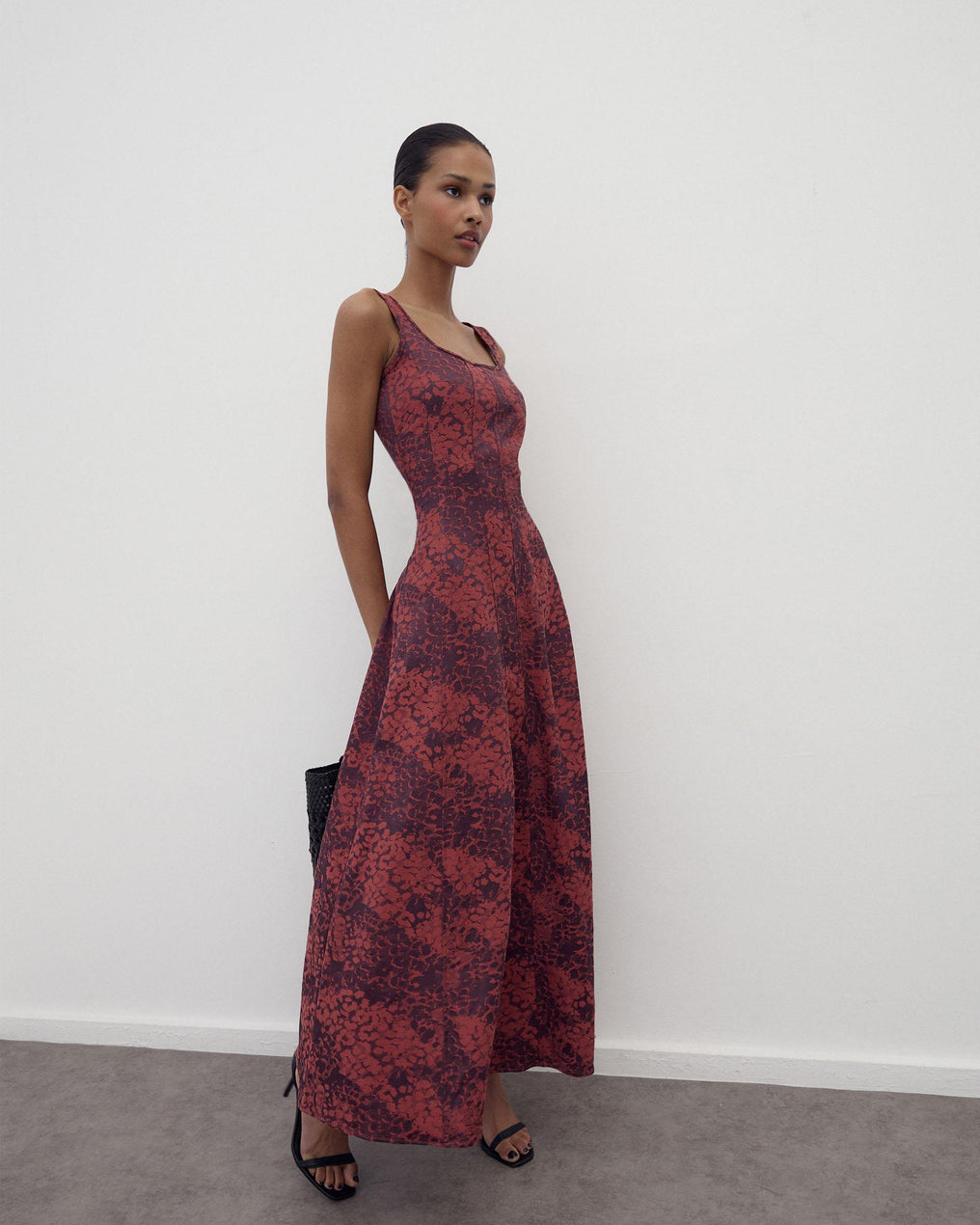 Vestido Alças Nervuras Jacquard Grená