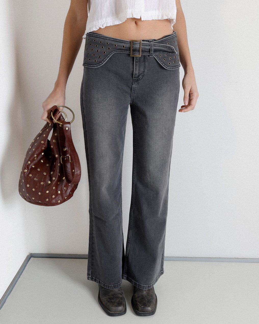 Jeans Cinturón Arandelas Antracita