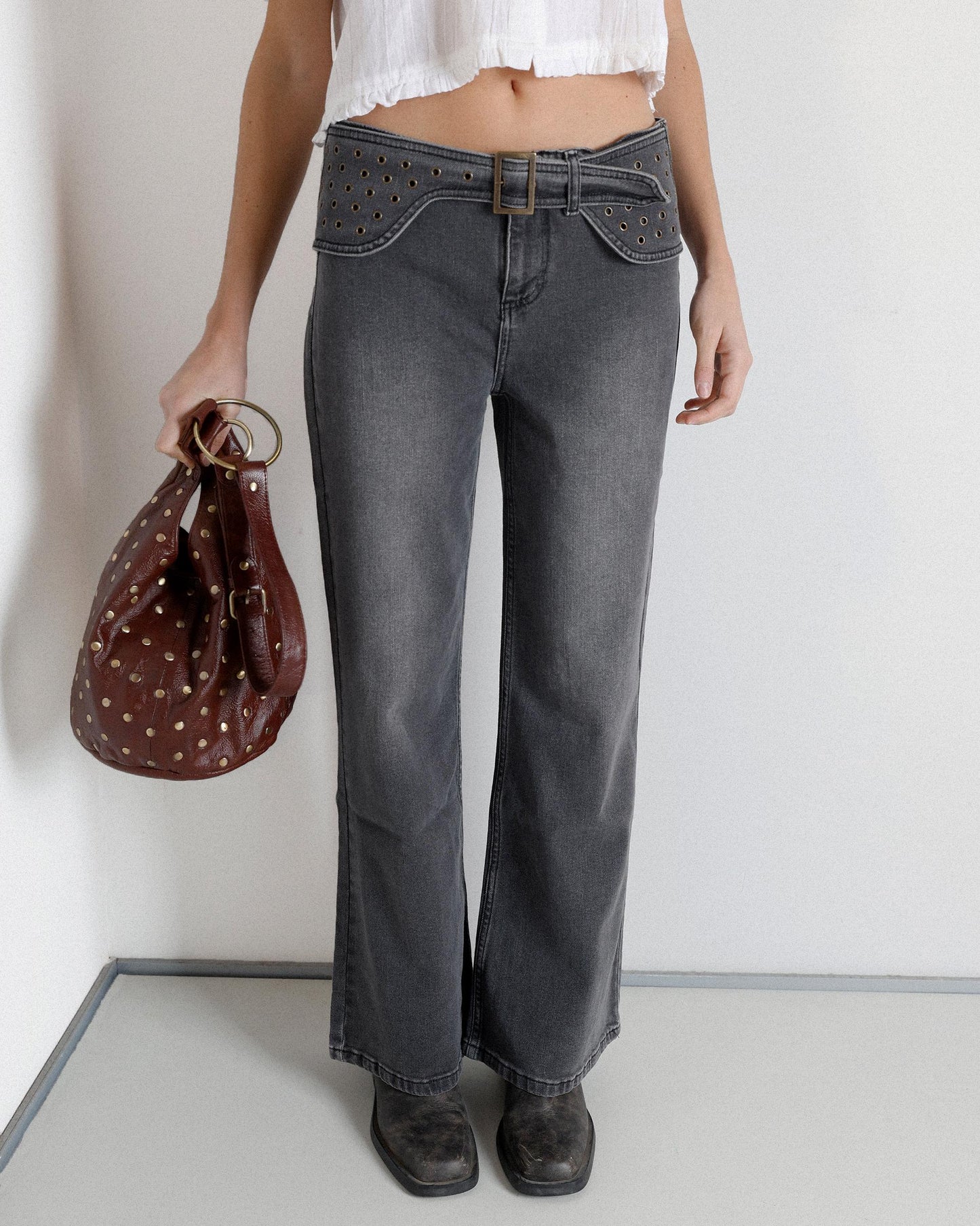 Jeans Cinturón Arandelas Antracita