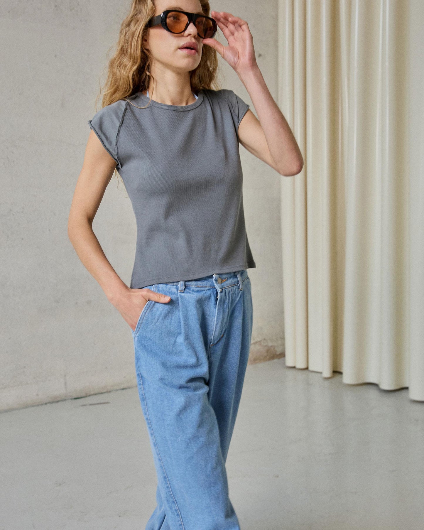 Jeans Bombacho Pregas Azul