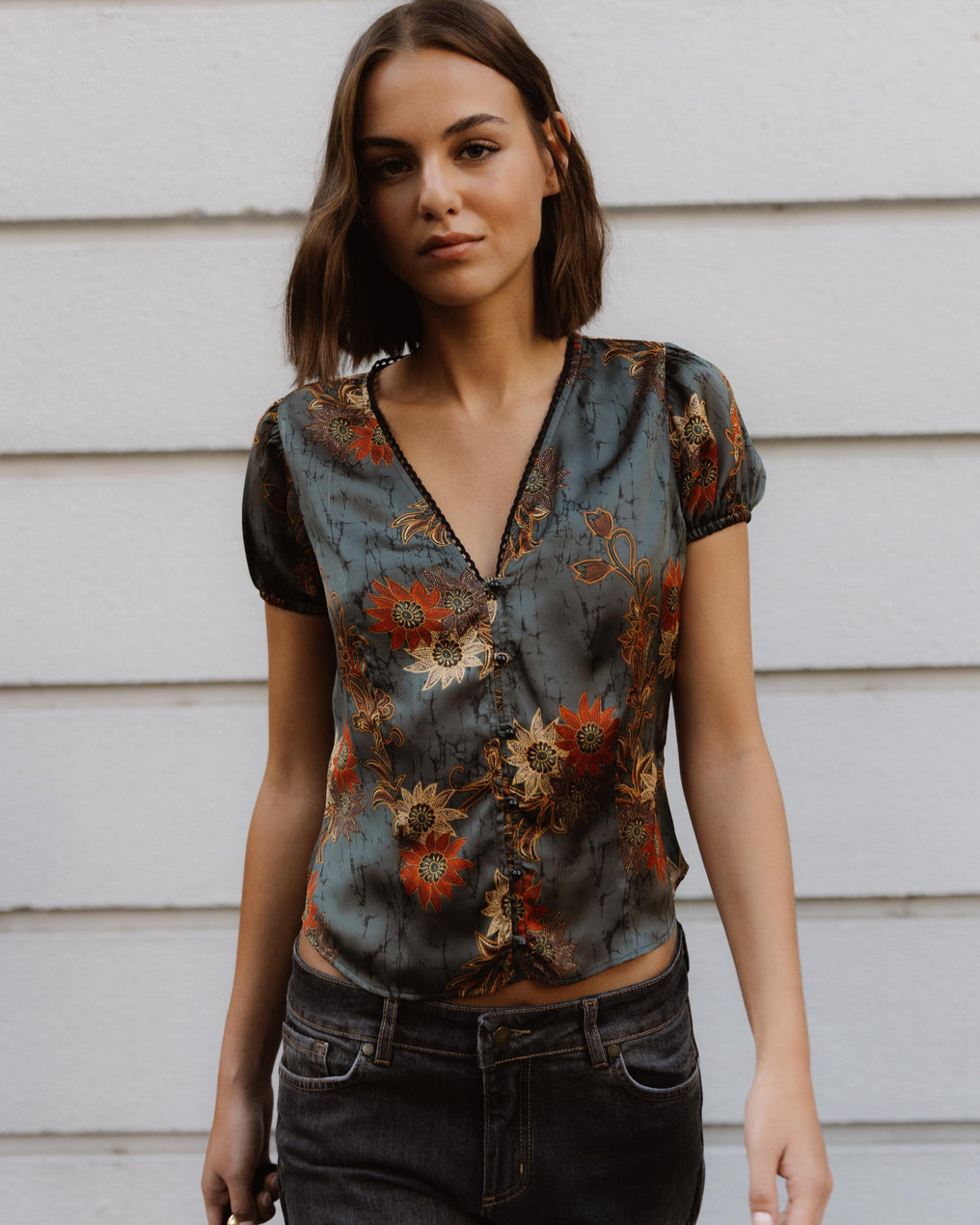 Top Manga Corta Botones Estampado Floral Verde