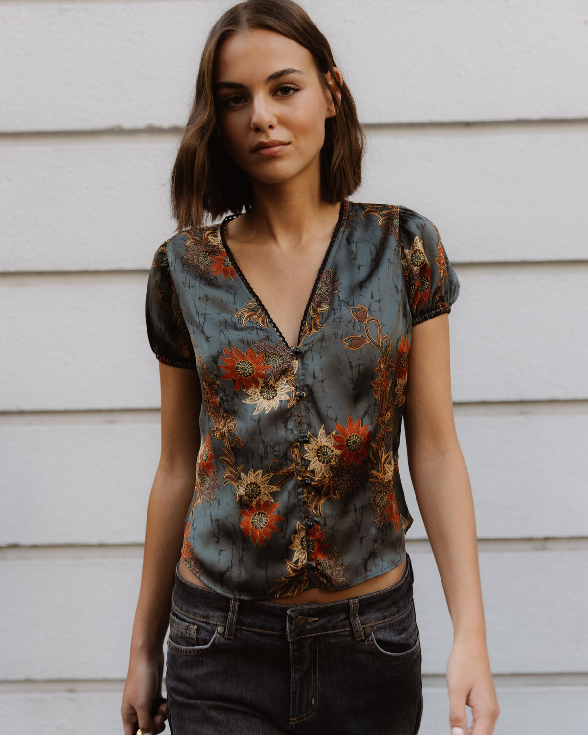 Top Manga Corta Botones Estampado Floral Verde