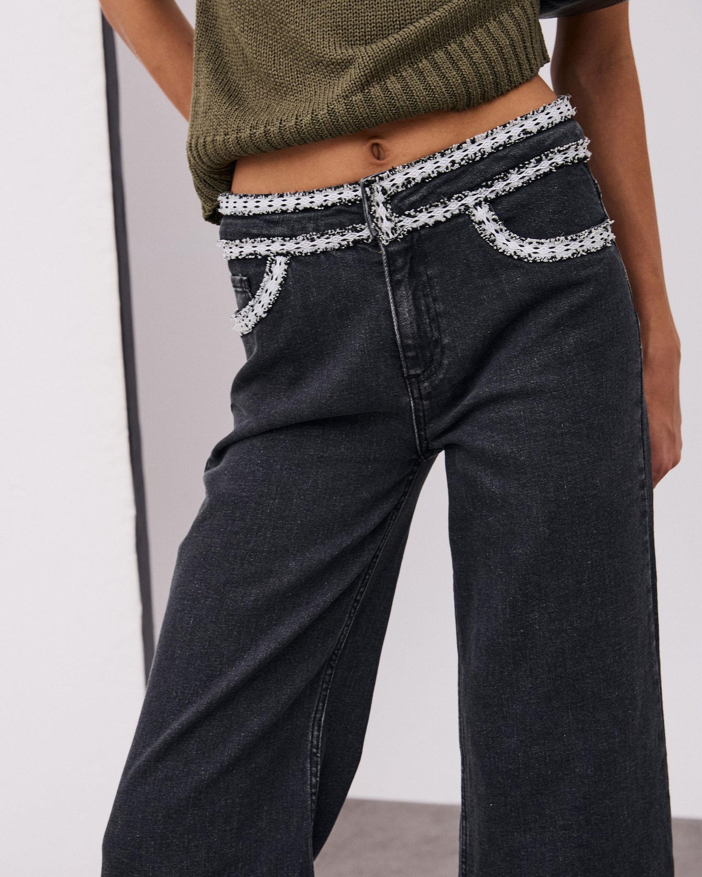 Jeans Detalle Cinturilla Antracita