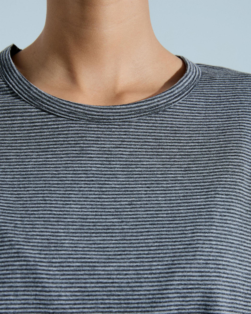 Camiseta Cuello Redondo Rayas Antracita