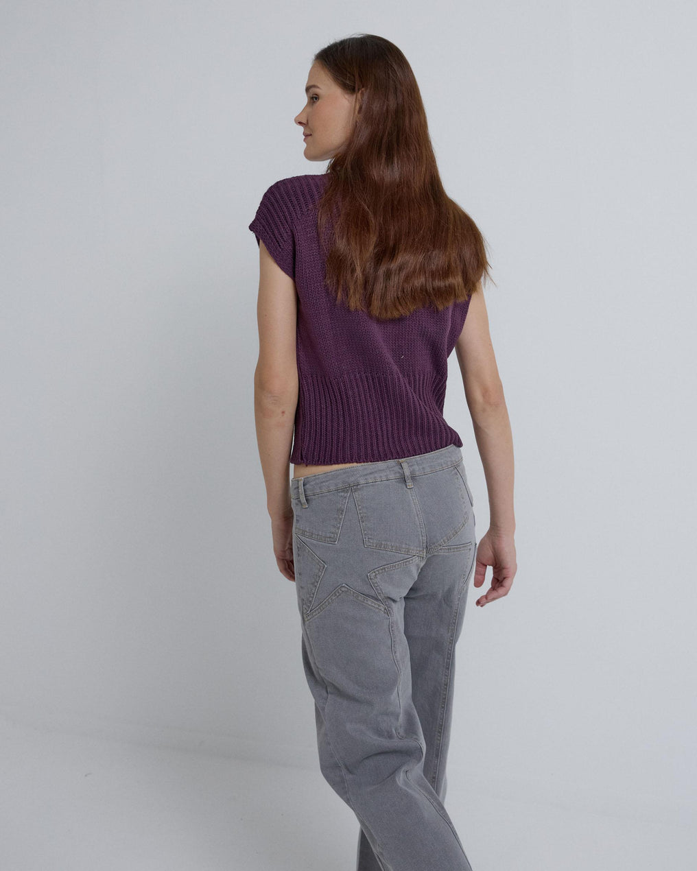 Jeans with stars on the back in grey