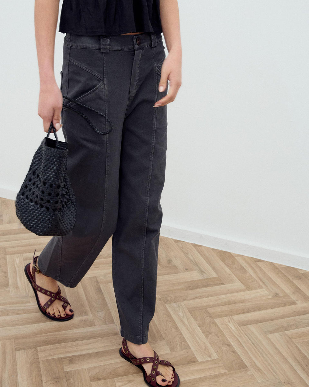 Jeans Bolsillos Diagonales Antracita