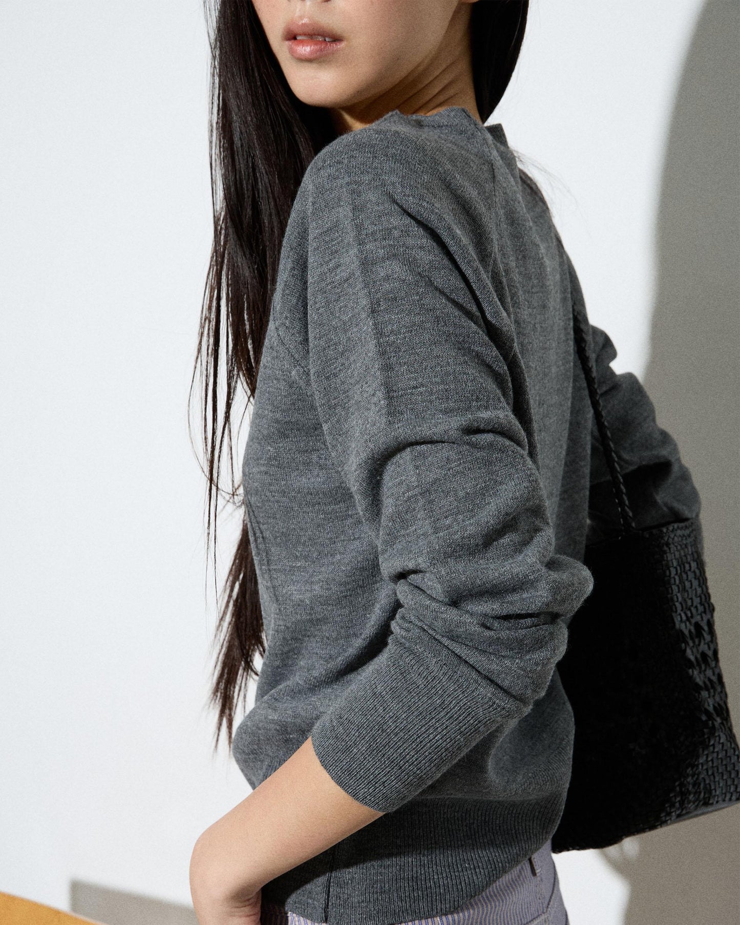 Jersey Cuello Redondo Punto Fino Gris