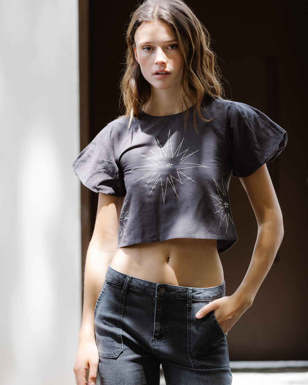 Top Manches Courtes Broderies Étoiles Anthracite