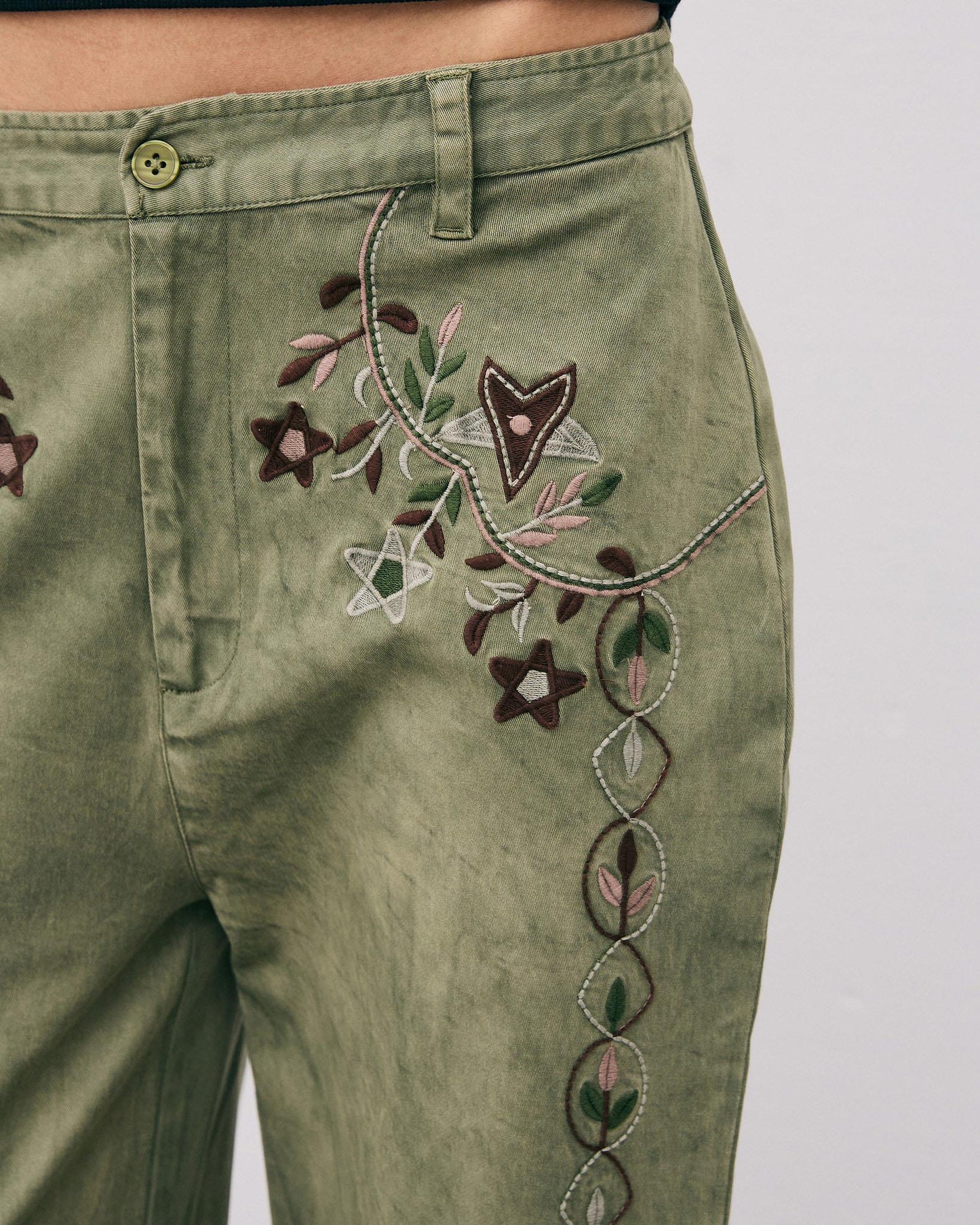 Pantalón Bordados Florales Verde
