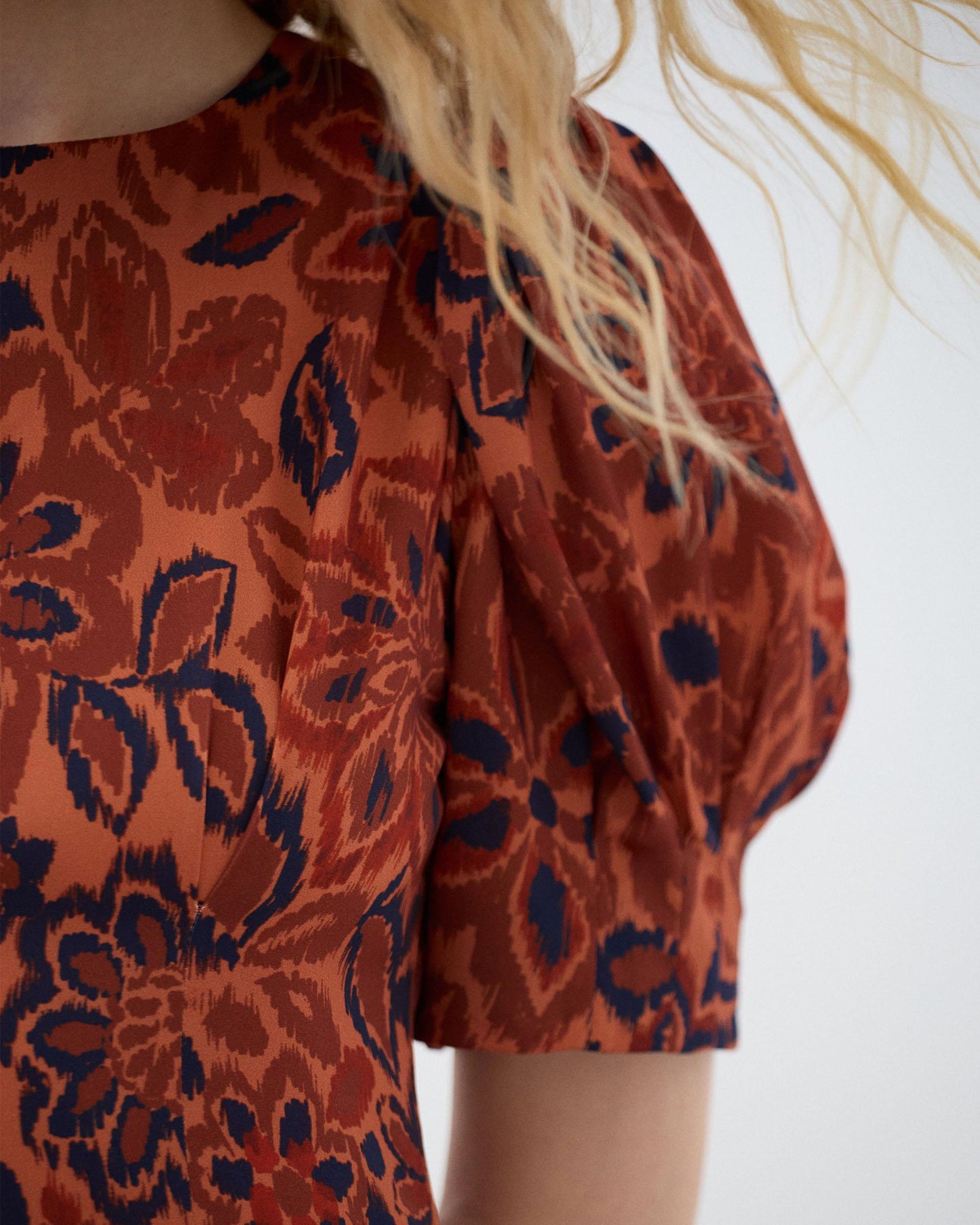 Vestido Manga Abullonada Estampado Floral Naranja