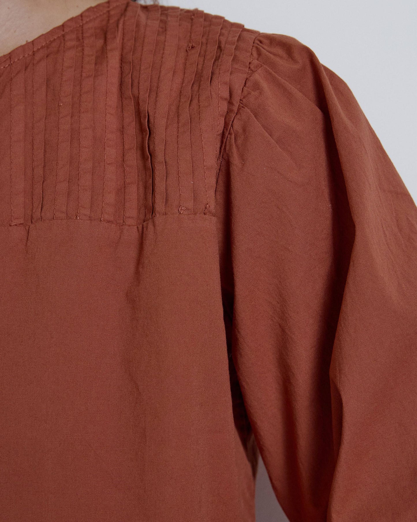 Blusa Canesú Tablas Teja