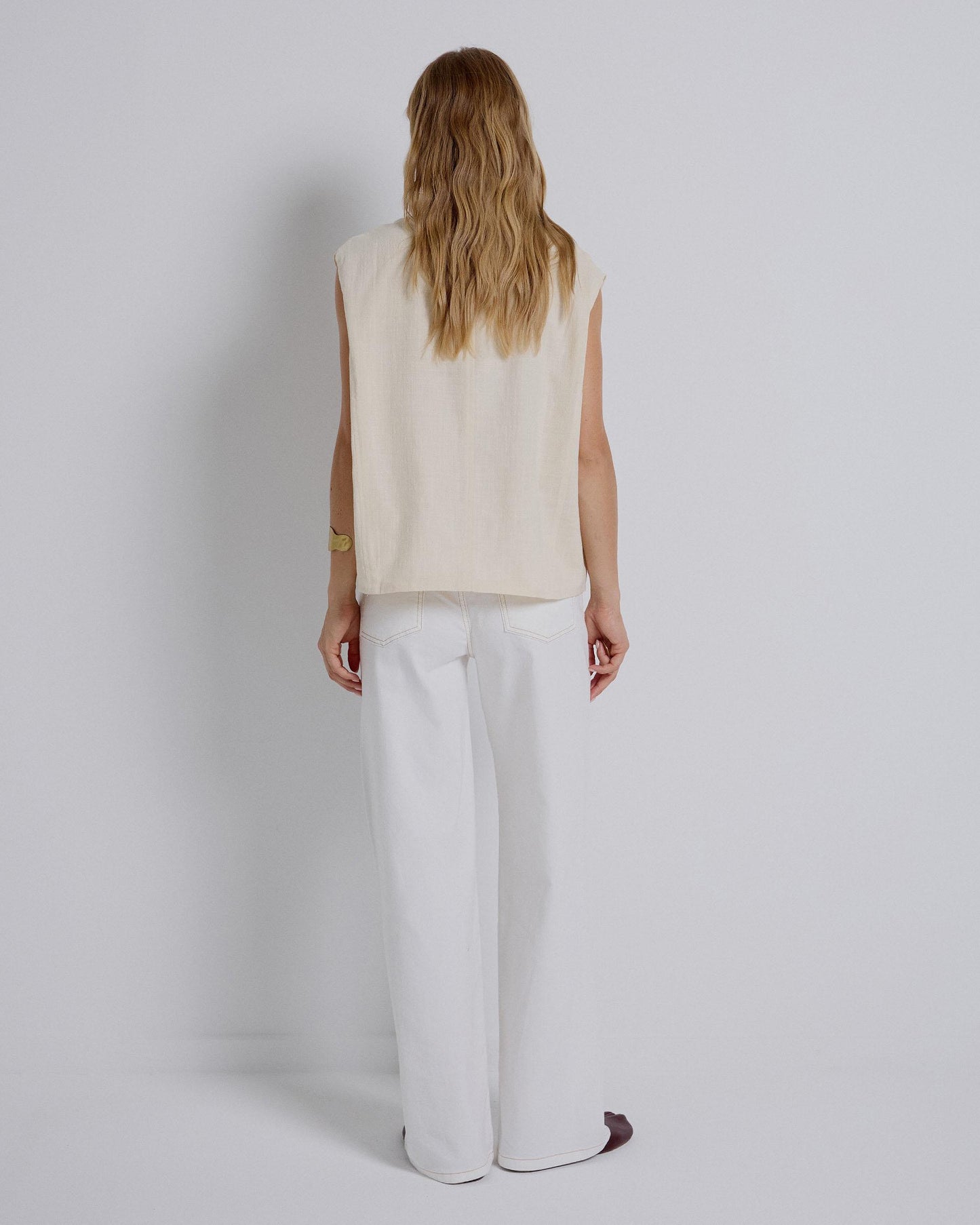 White Contrast Stitching Jeans