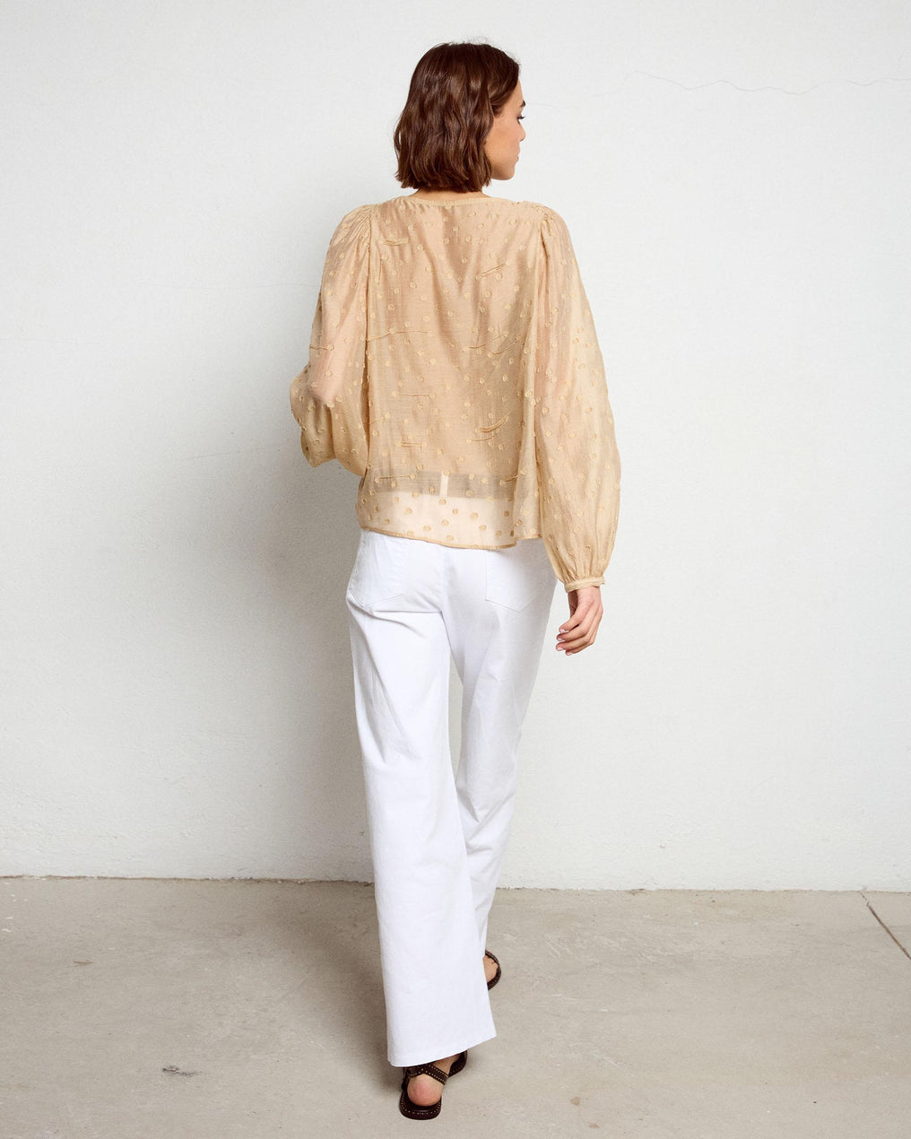 Jeans with white patch pockets