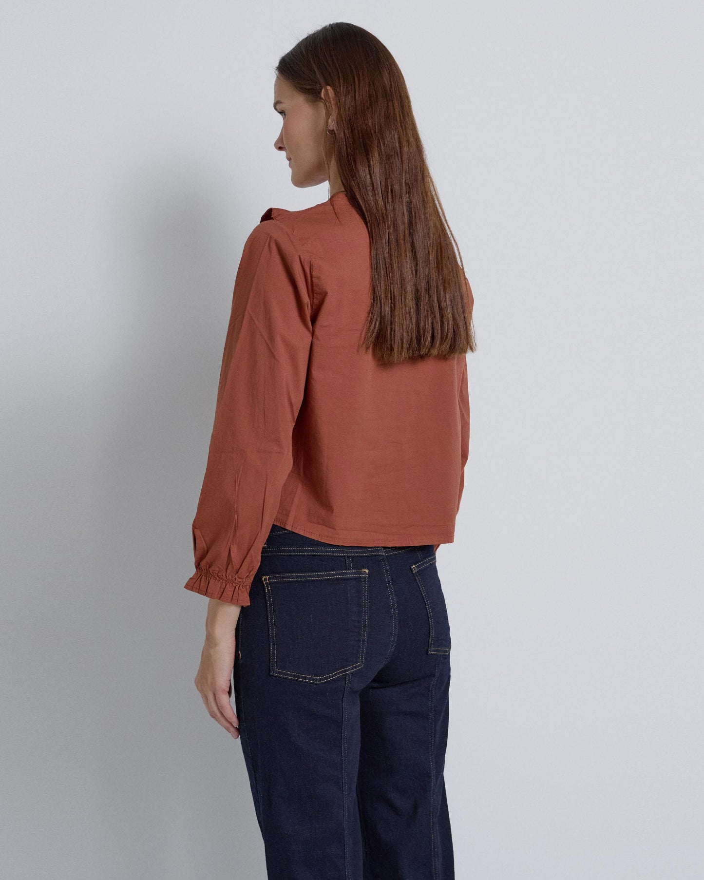 Blusa Cuello V Volantes Teja