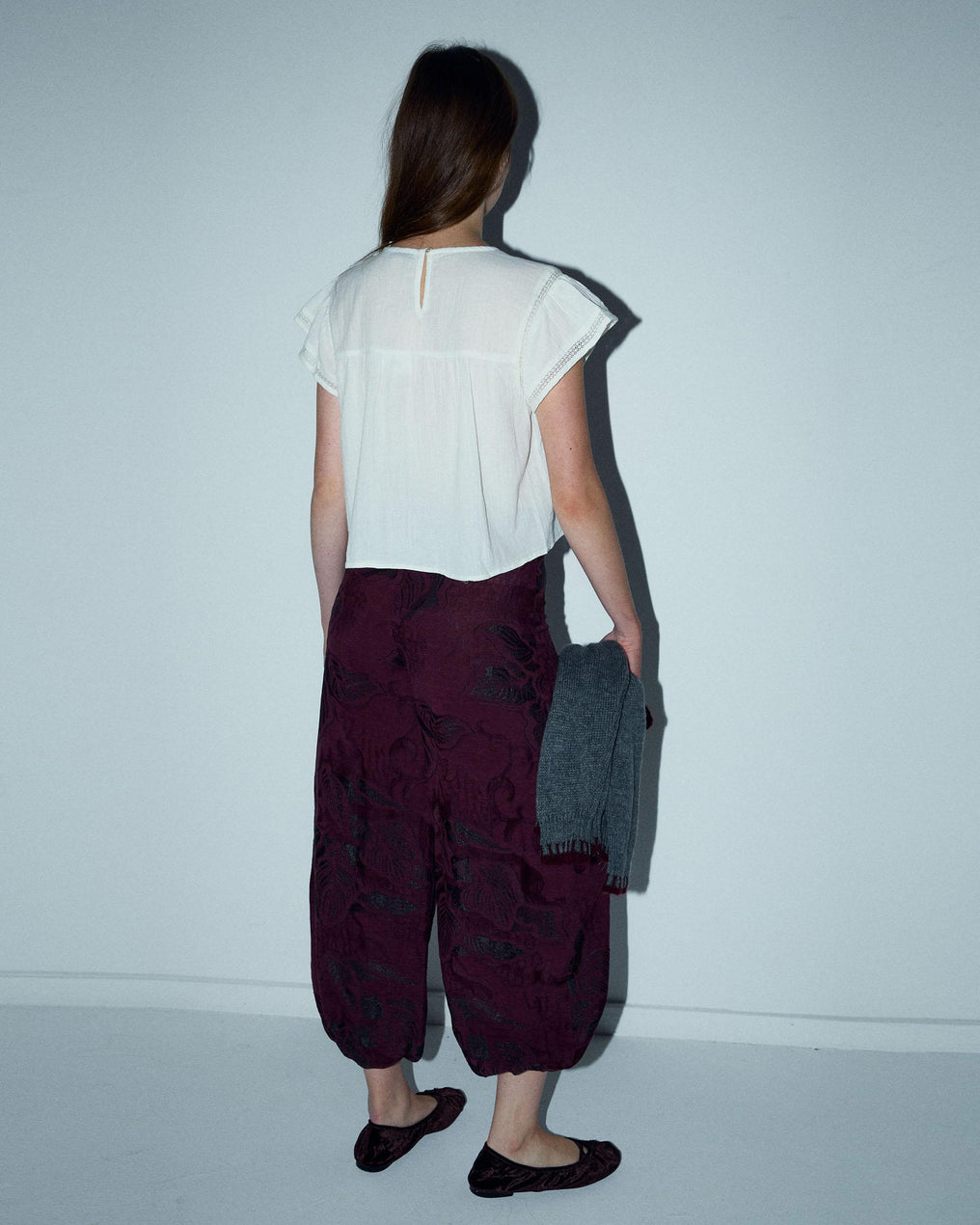 Blusa Manga Curta Rendas Frontal Branca