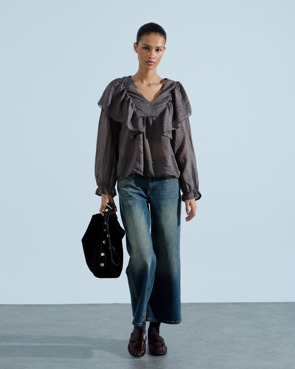 Blusa Canesú Volantes Hombros Marrón