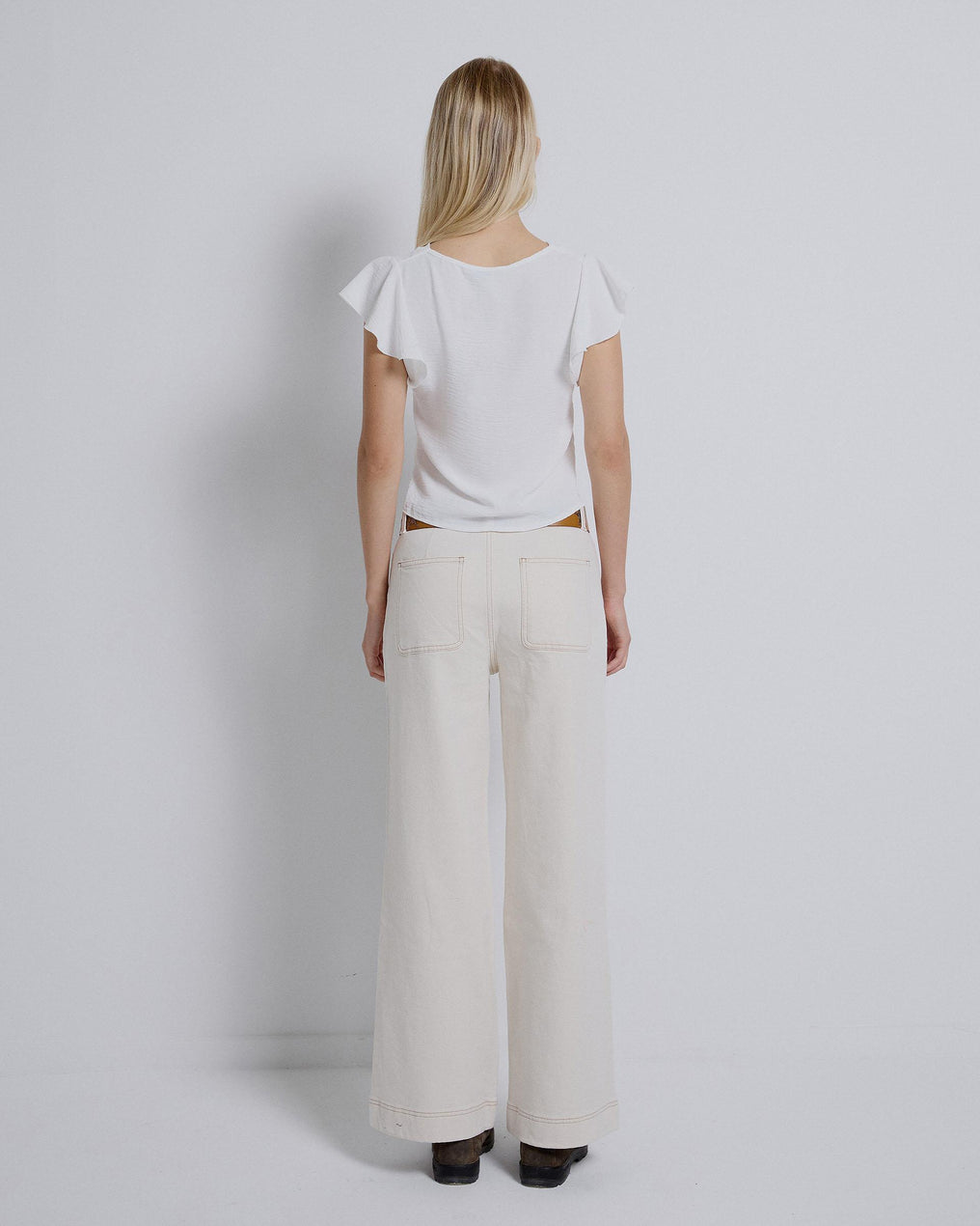 White Sleeveless Front Gathered Blouse