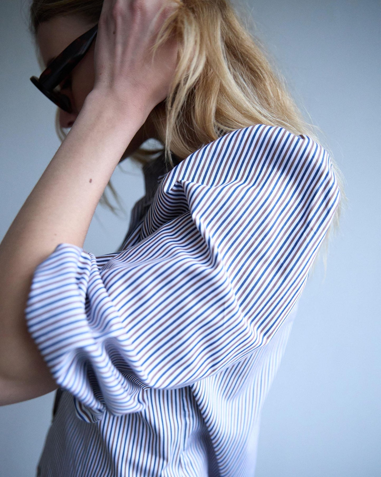 Camisa Rayas Manga Abullonada Azul Marino