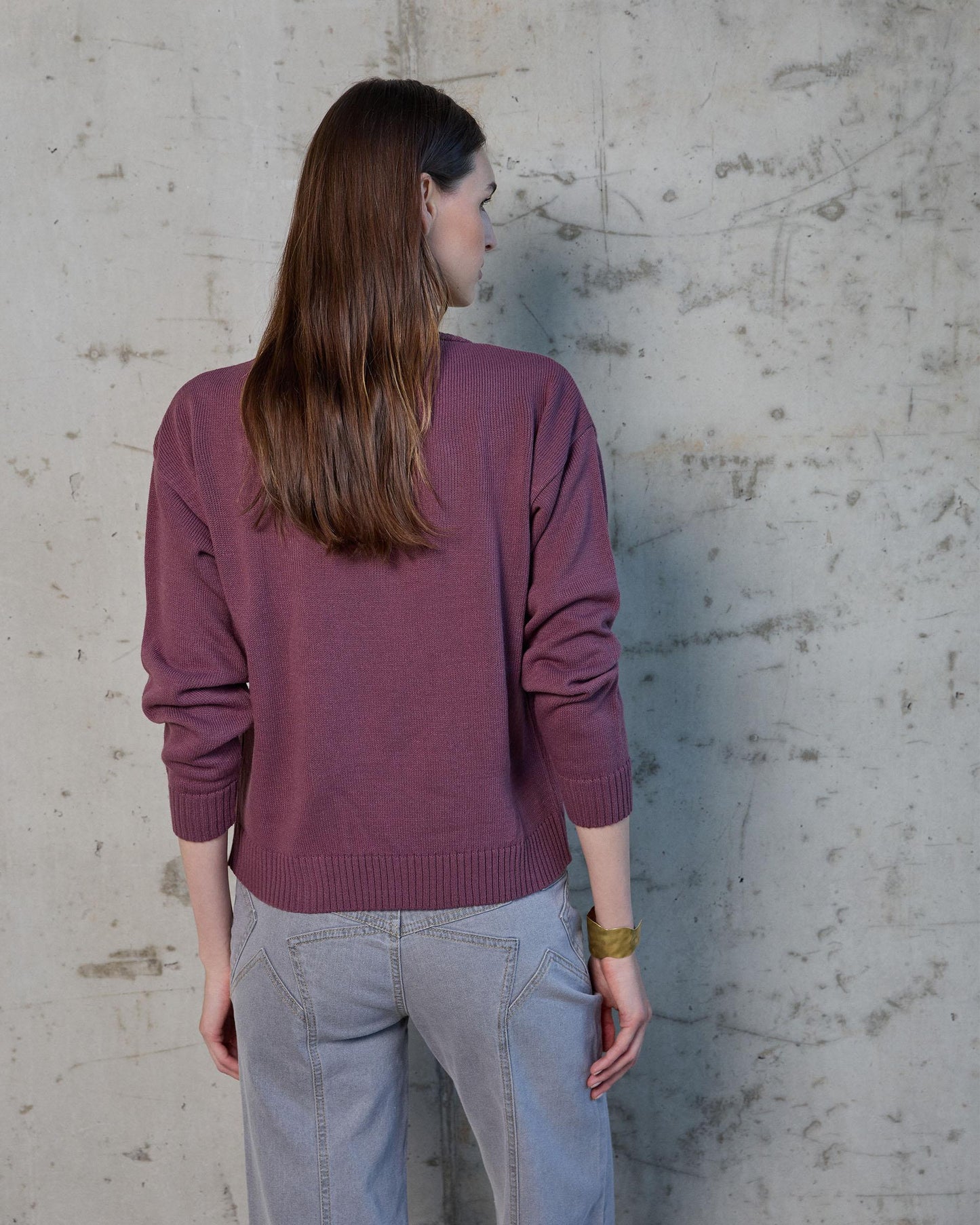 Casaco roxo com botões laterais