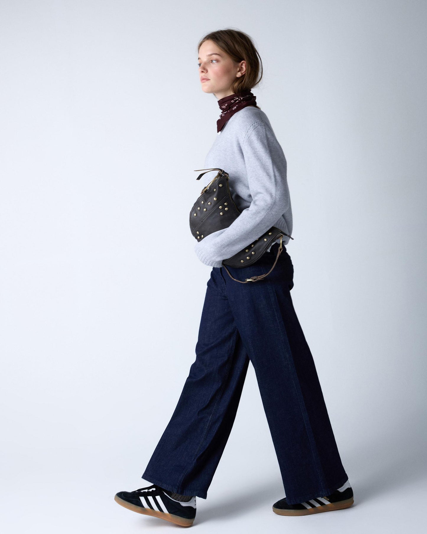 Jersey Cuello Pico Gris