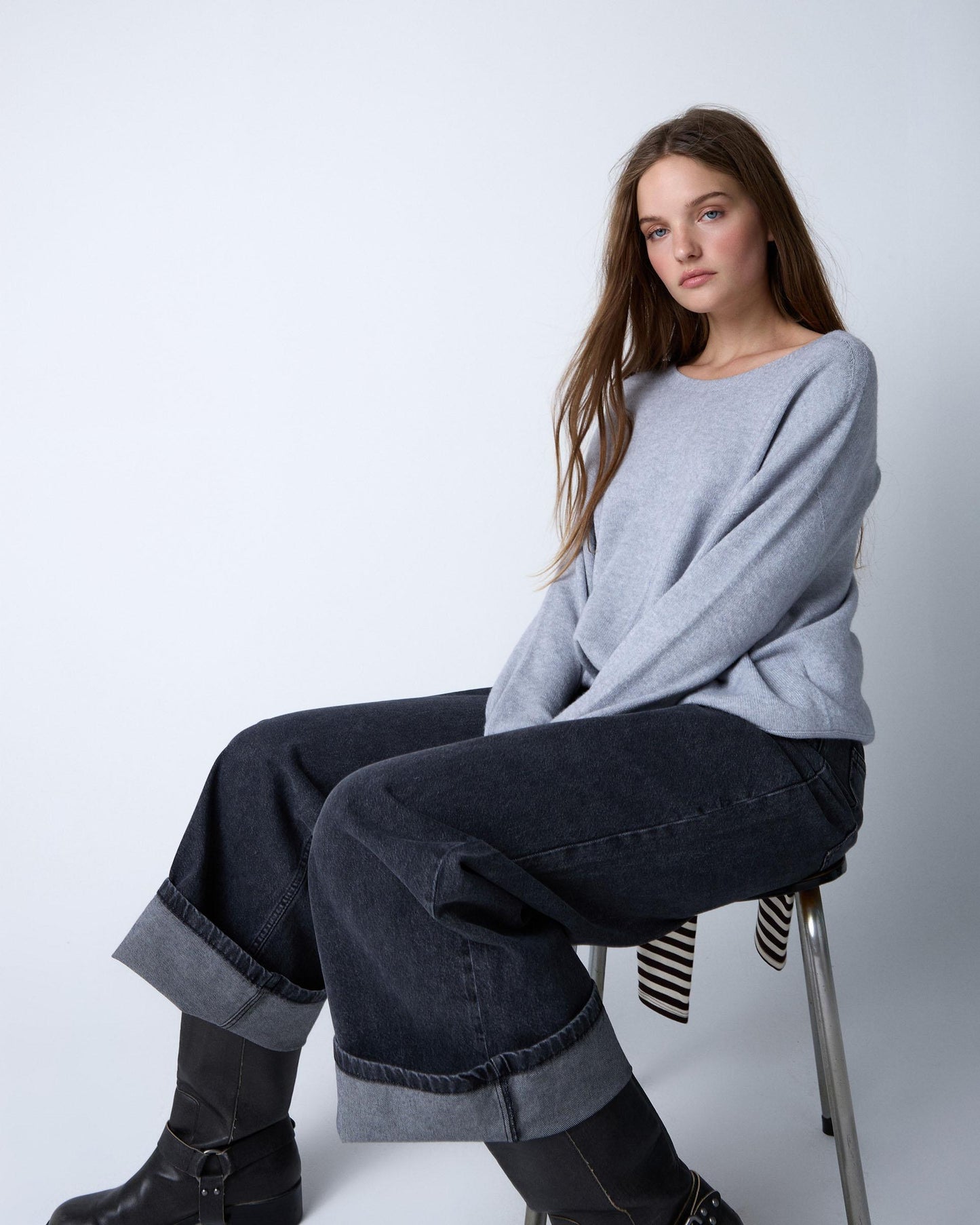 Jersey Cuello Redondo Nervio Gris