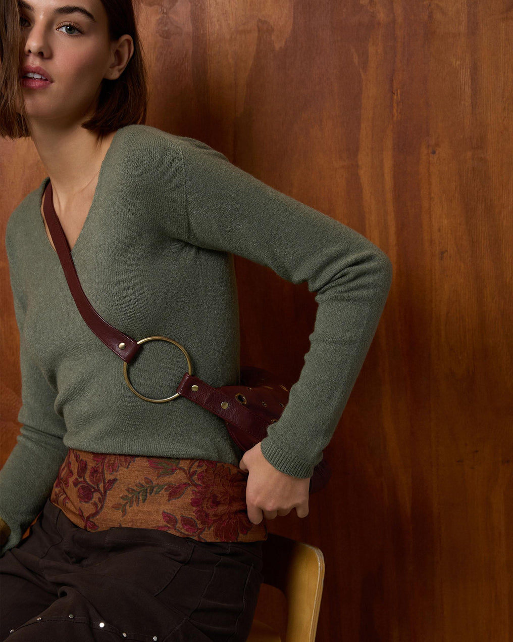 Jersey Cuello Pico Verde Oscuro