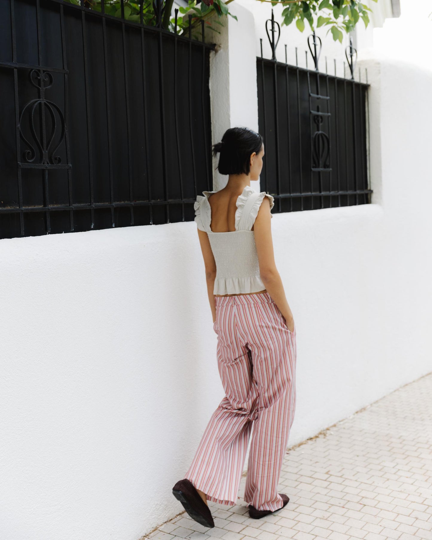 Top Nido De Abeja Volantes Tirantes Crudo