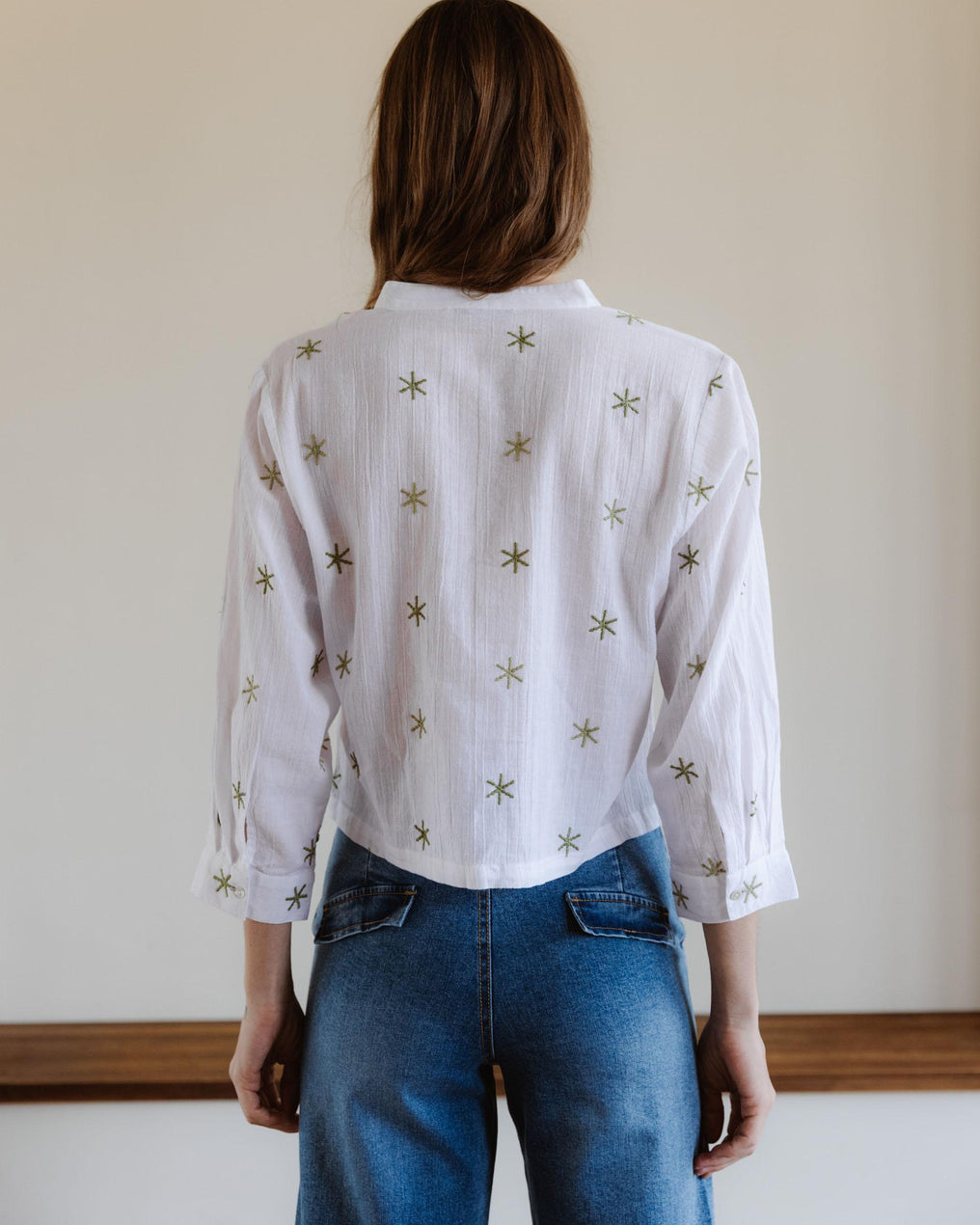 Blusa Bordados Soles Blanca