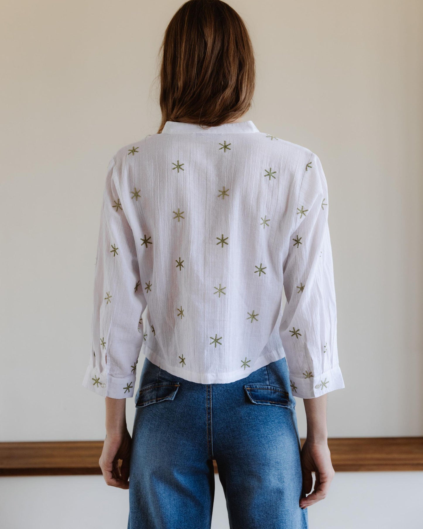 Blusa Bordados Soles Blanca