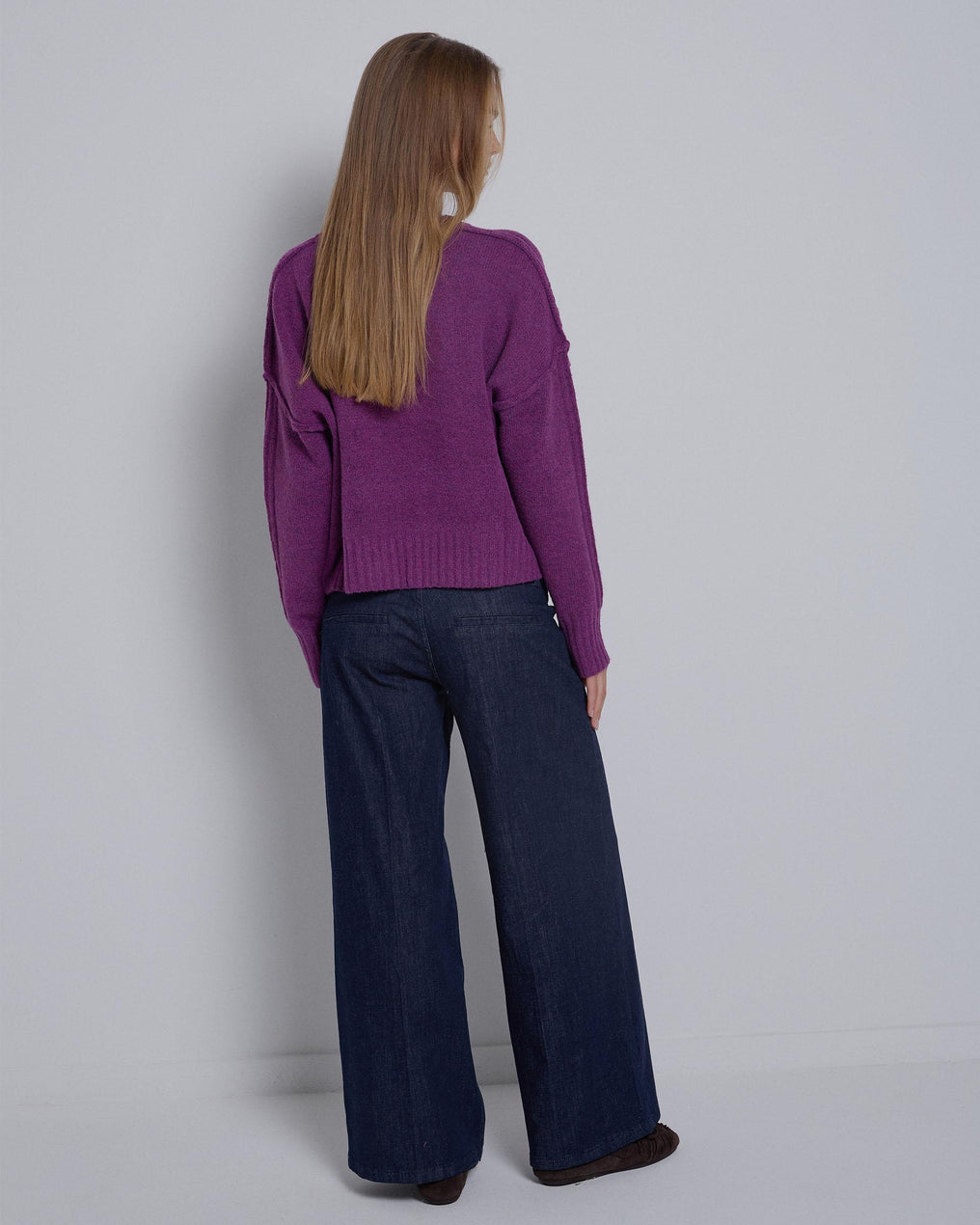 Camisola com costuras nas mangas roxas