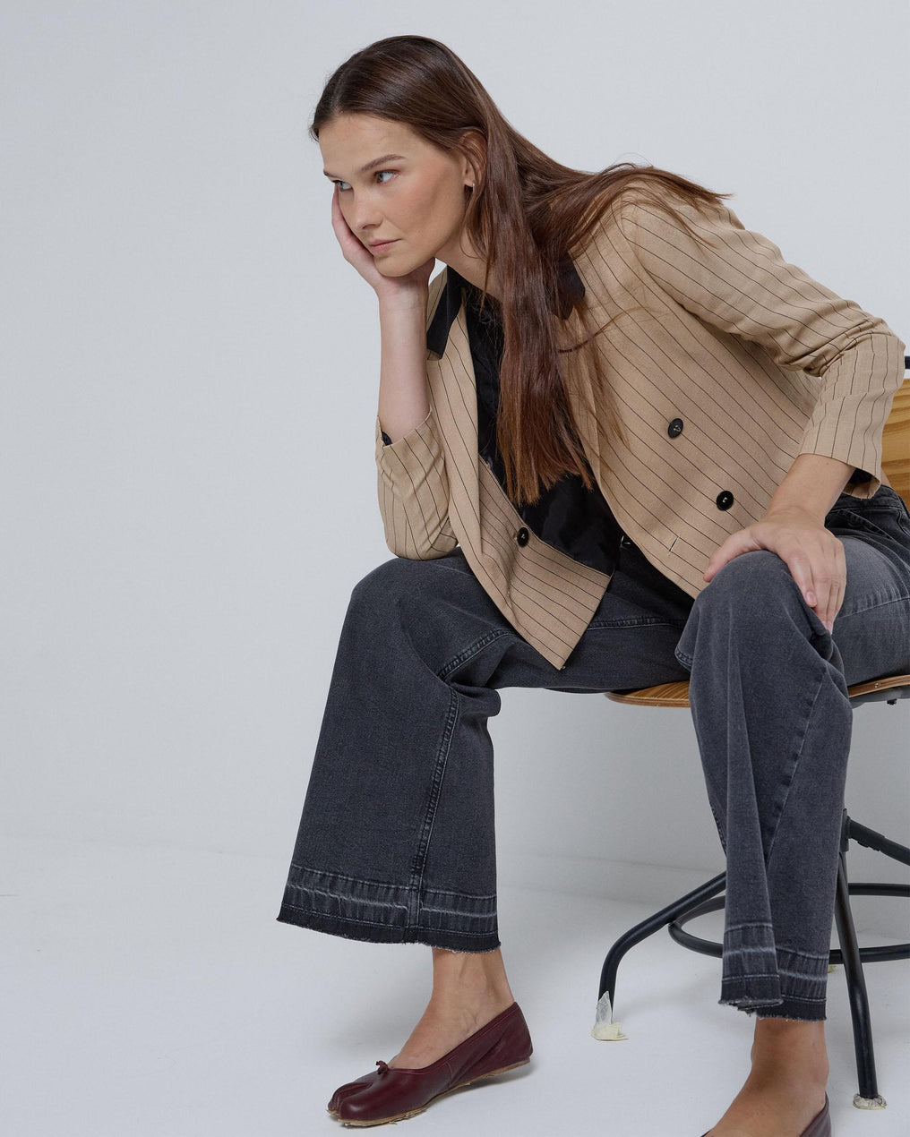 Blazer Corta Rayas Solapas Camel