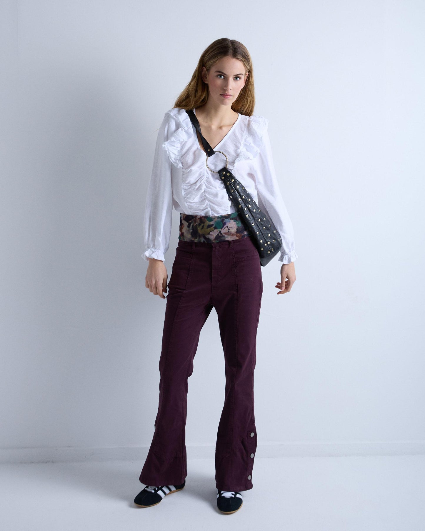 Jeans with Button Stitching and Burgundy Hem