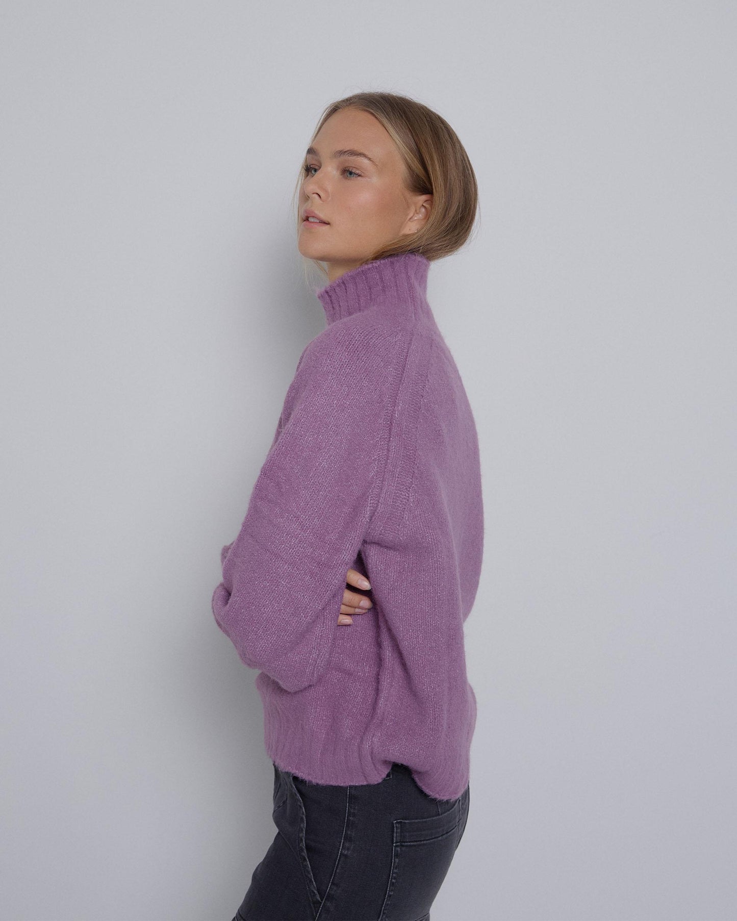 Jersey Punto Cuello Alto Lila
