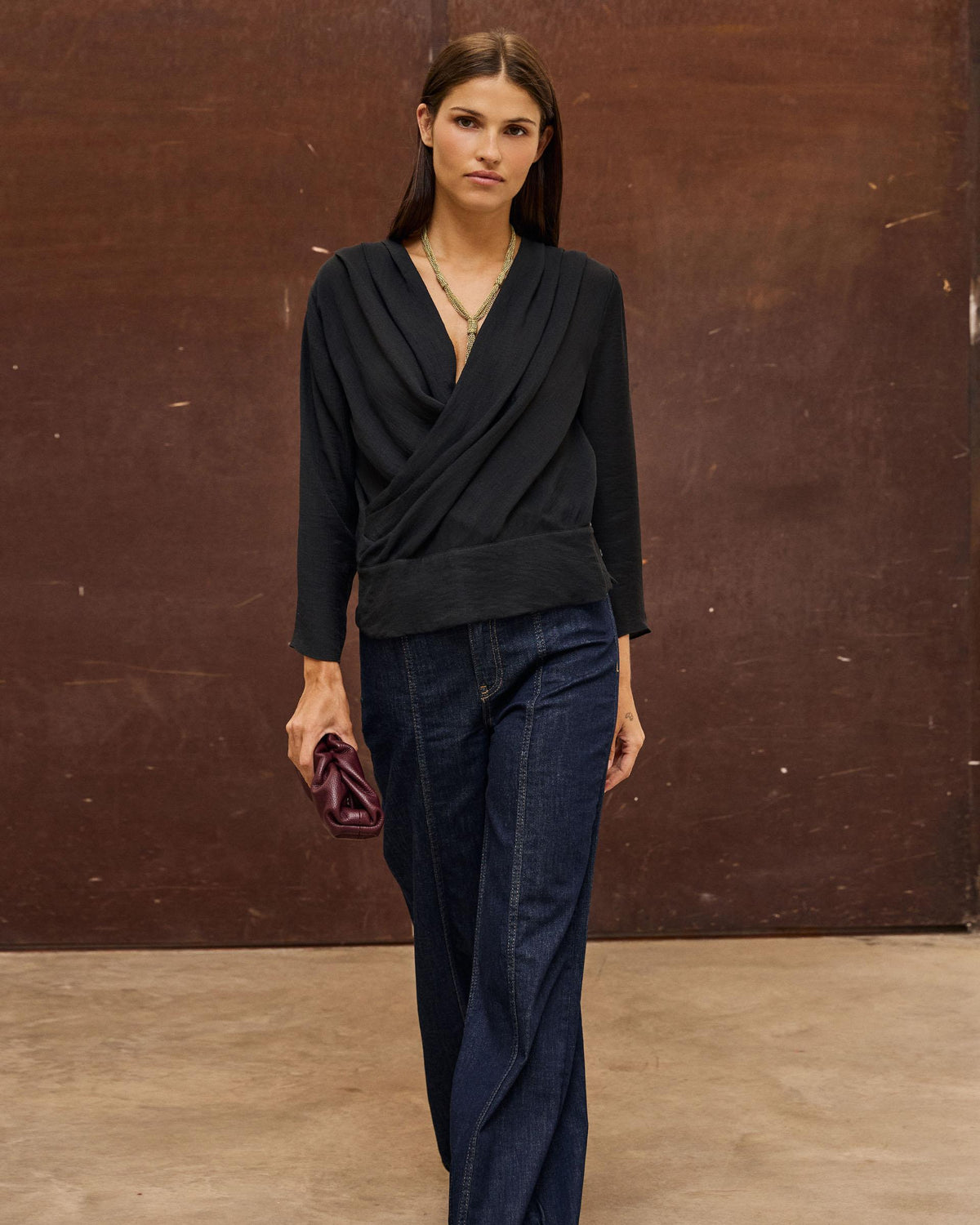 Blusa Drapeada Botones Laterales Negro
