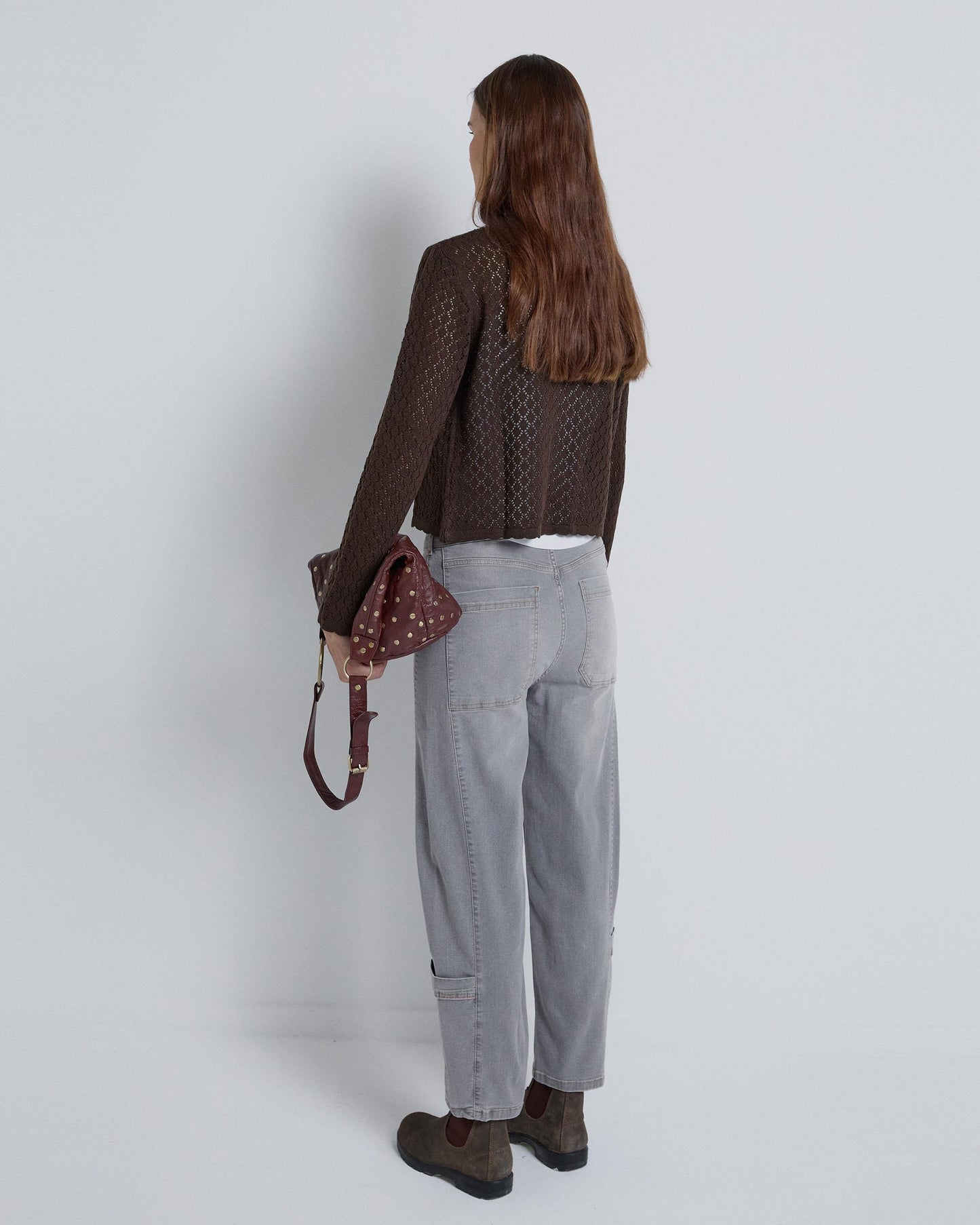 Calça Jeans com Bolsos Baixos em Cinza