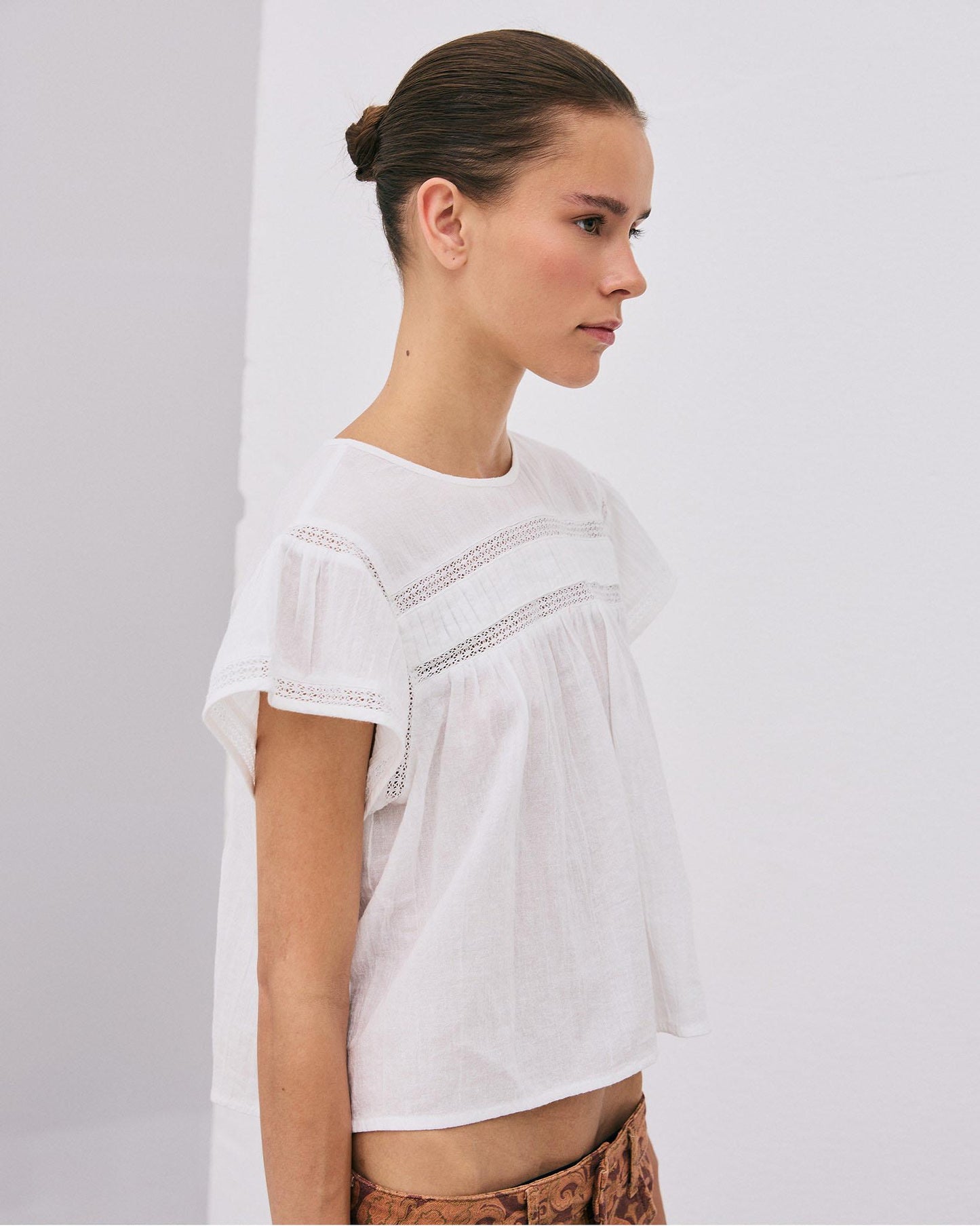 Blouse Manches Courtes Dentelle Avant Blanc