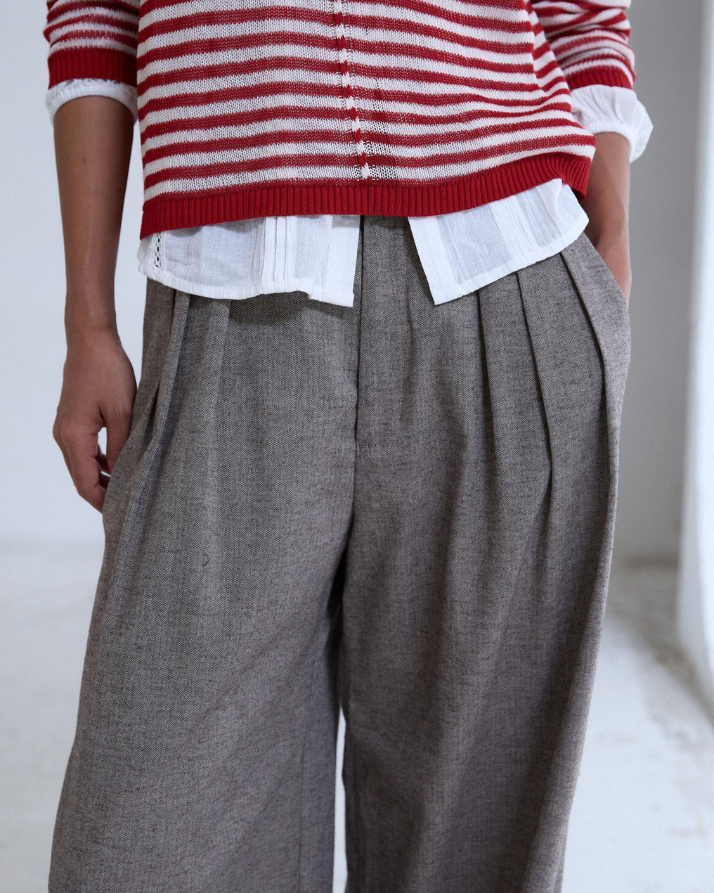 Pantalón Triple Pinza Espiga Taupe
