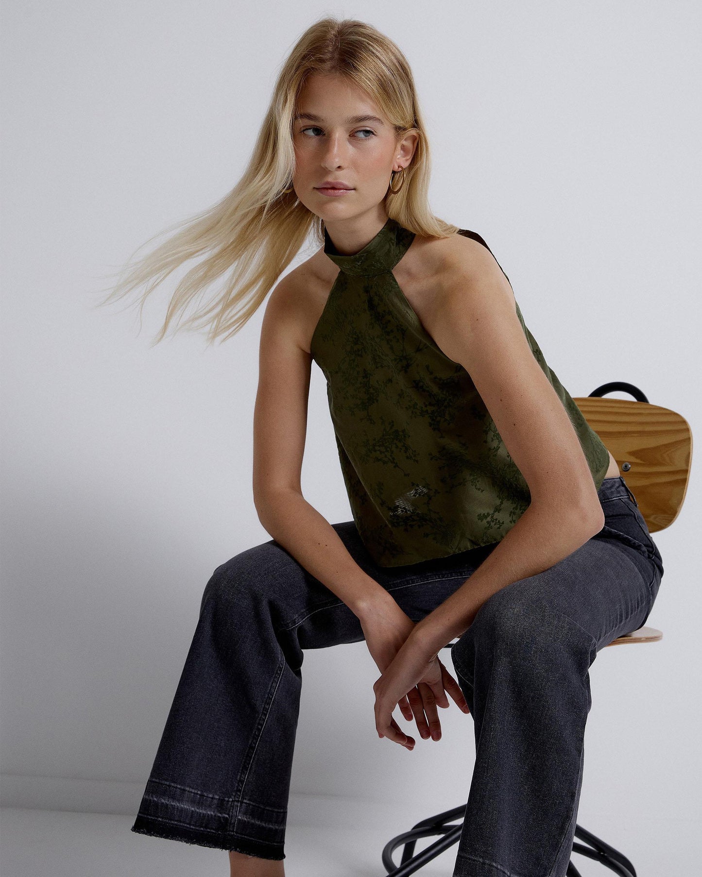 Top Halter Verde com Decote Cruzado