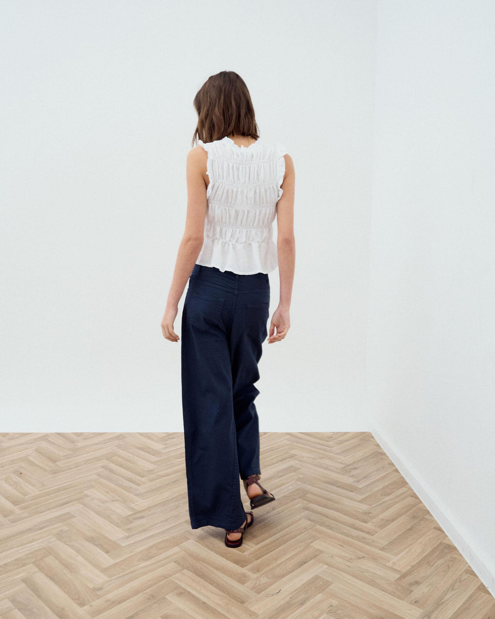 Blue Diagonal Stitching Jeans
